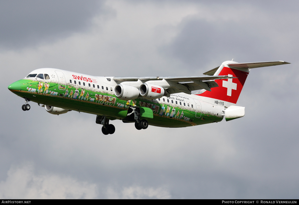 Aircraft Photo of HB-IYS | BAE Systems Avro 146-RJ100 | Swiss International Air Lines | AirHistory.net #785196