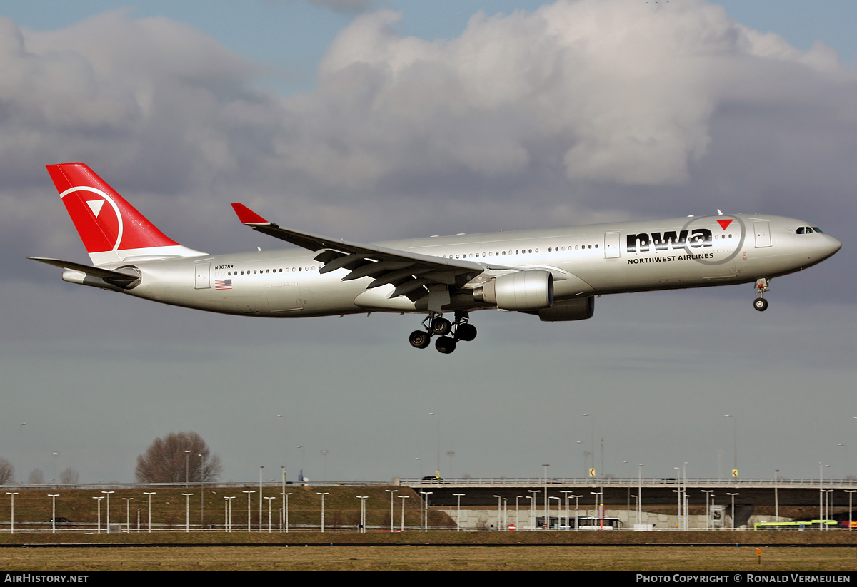 Aircraft Photo of N807NW | Airbus A330-323 | Northwest Airlines | AirHistory.net #785214