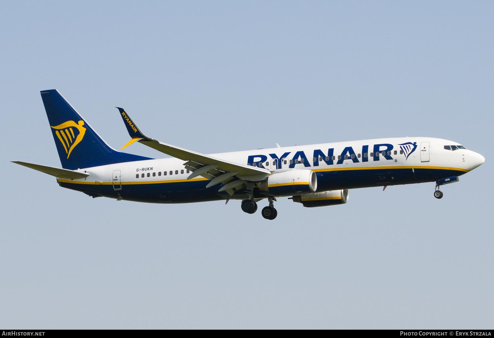 Aircraft Photo of G-RUKN | Boeing 737-8AS | AirHistory.net #785303