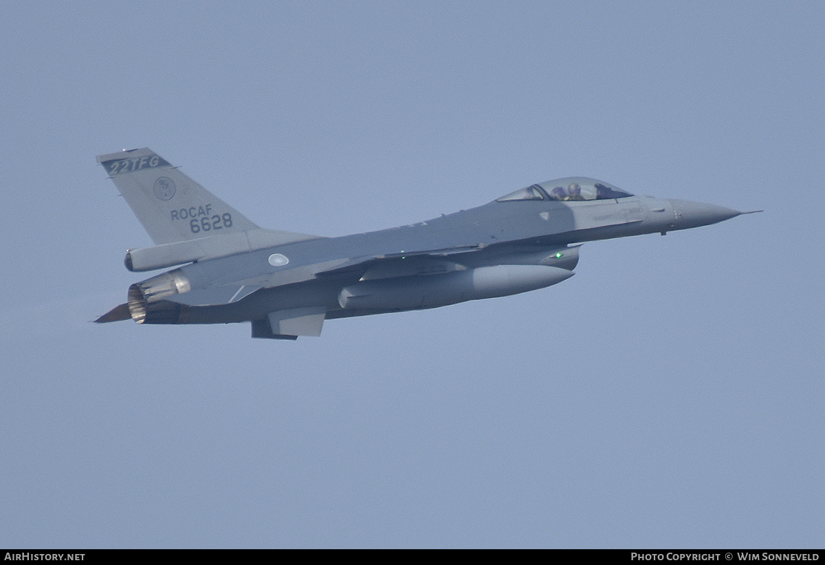 Aircraft Photo of 6628 | Lockheed Martin F-16V Fighting Falcon | Taiwan - Air Force | AirHistory.net #785404