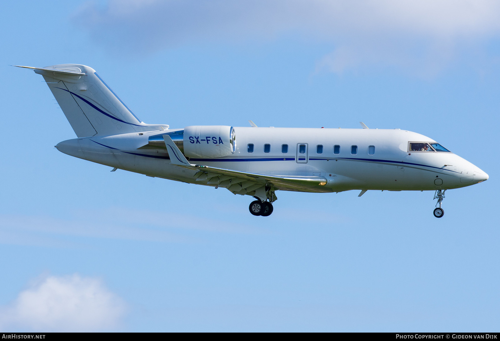 Aircraft Photo of SX-FSA | Bombardier Challenger 605 (CL-600-2B16) | AirHistory.net #785408