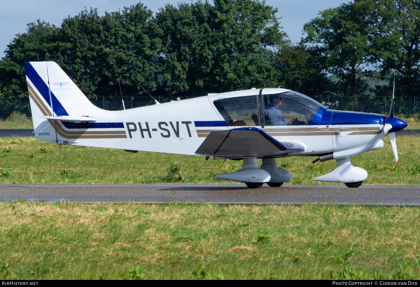 Aircraft Photo of PH-SVT | Apex DR 400-140B | Vliegclub Rotterdam | AirHistory.net #785449