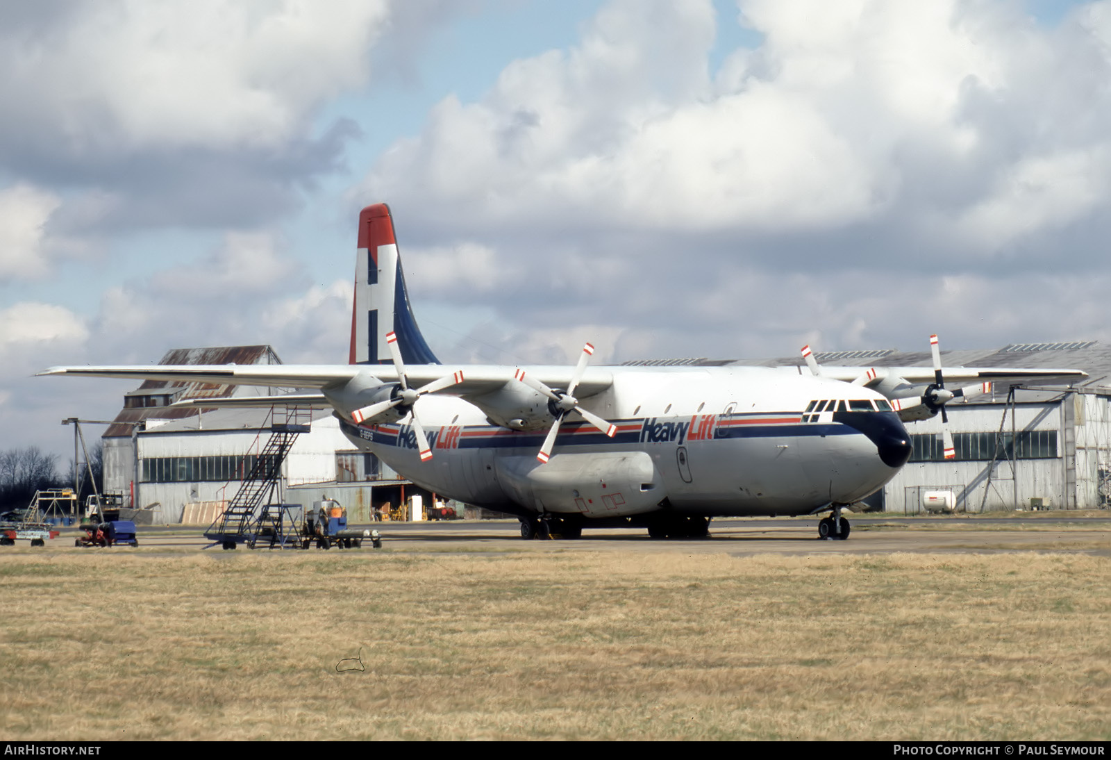 Aircraft Photo of G-BEPS | Short SC.5 Belfast C1 | HeavyLift Cargo Airlines | AirHistory.net #785470