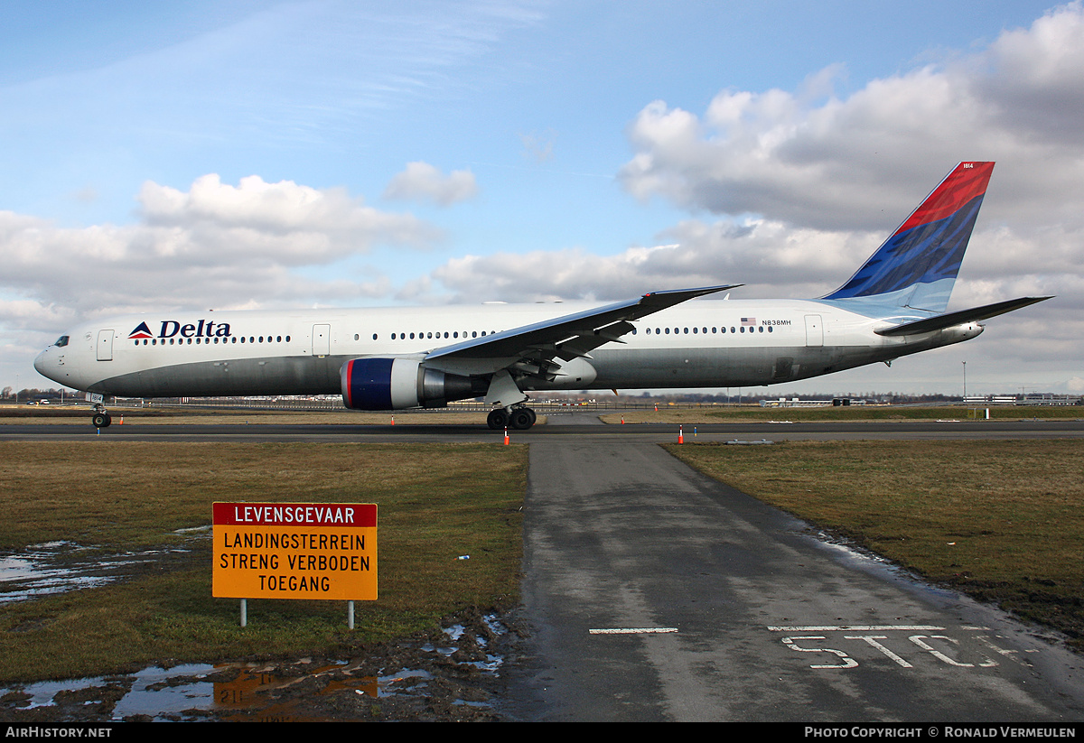 Aircraft Photo of N838MH | Boeing 767-432/ER | Delta Air Lines | AirHistory.net #785497