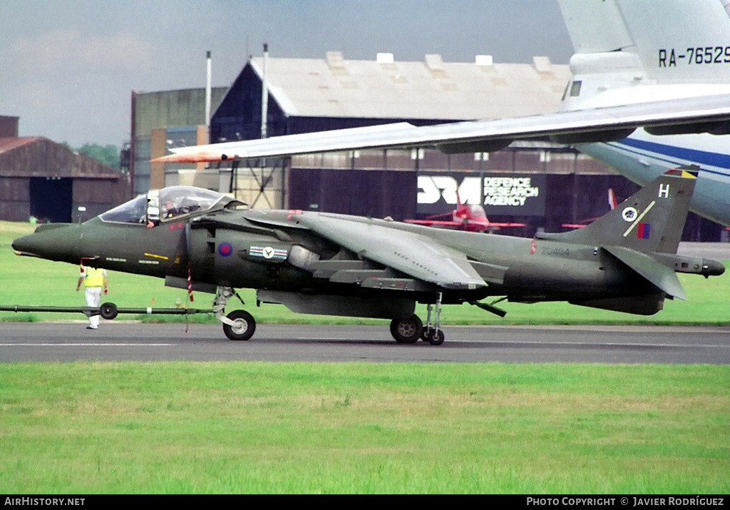 Aircraft Photo of ZD404 | British Aerospace Harrier GR7 | UK - Air Force | AirHistory.net #785597