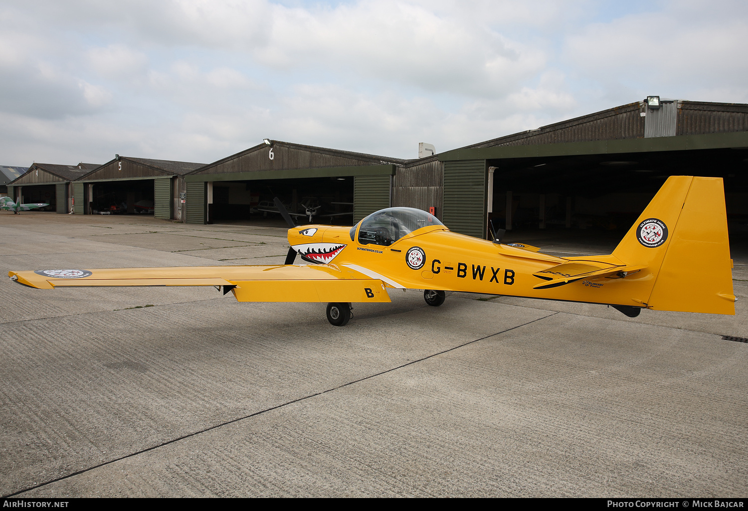 Aircraft Photo of G-BWXB | Slingsby T-67M-260 Firefly | Ultimate High | AirHistory.net #785974