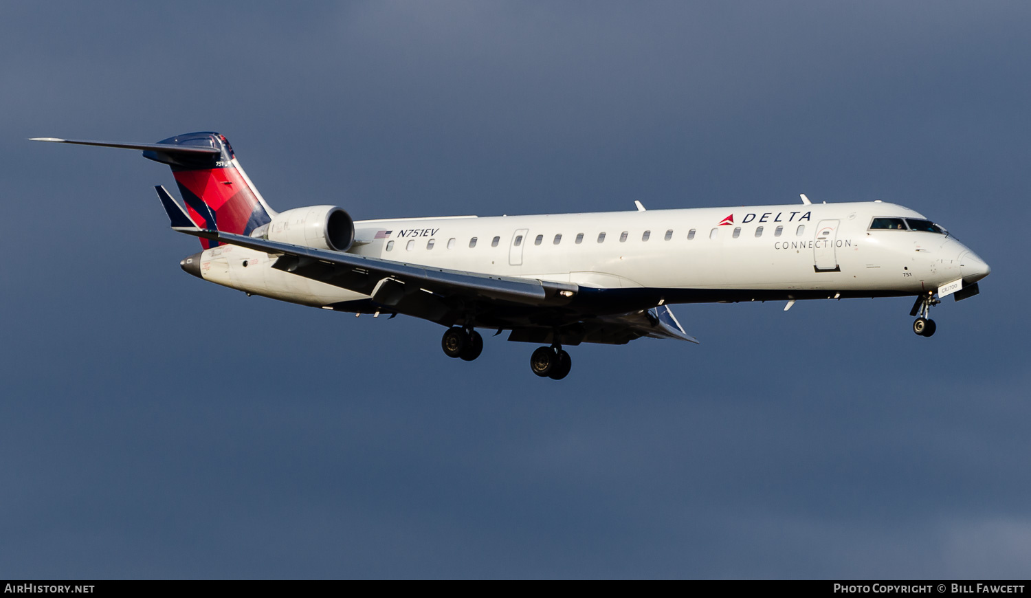 Aircraft Photo of N751EV | Bombardier CRJ-701ER (CL-600-2C10) | Delta Connection | AirHistory.net #785994