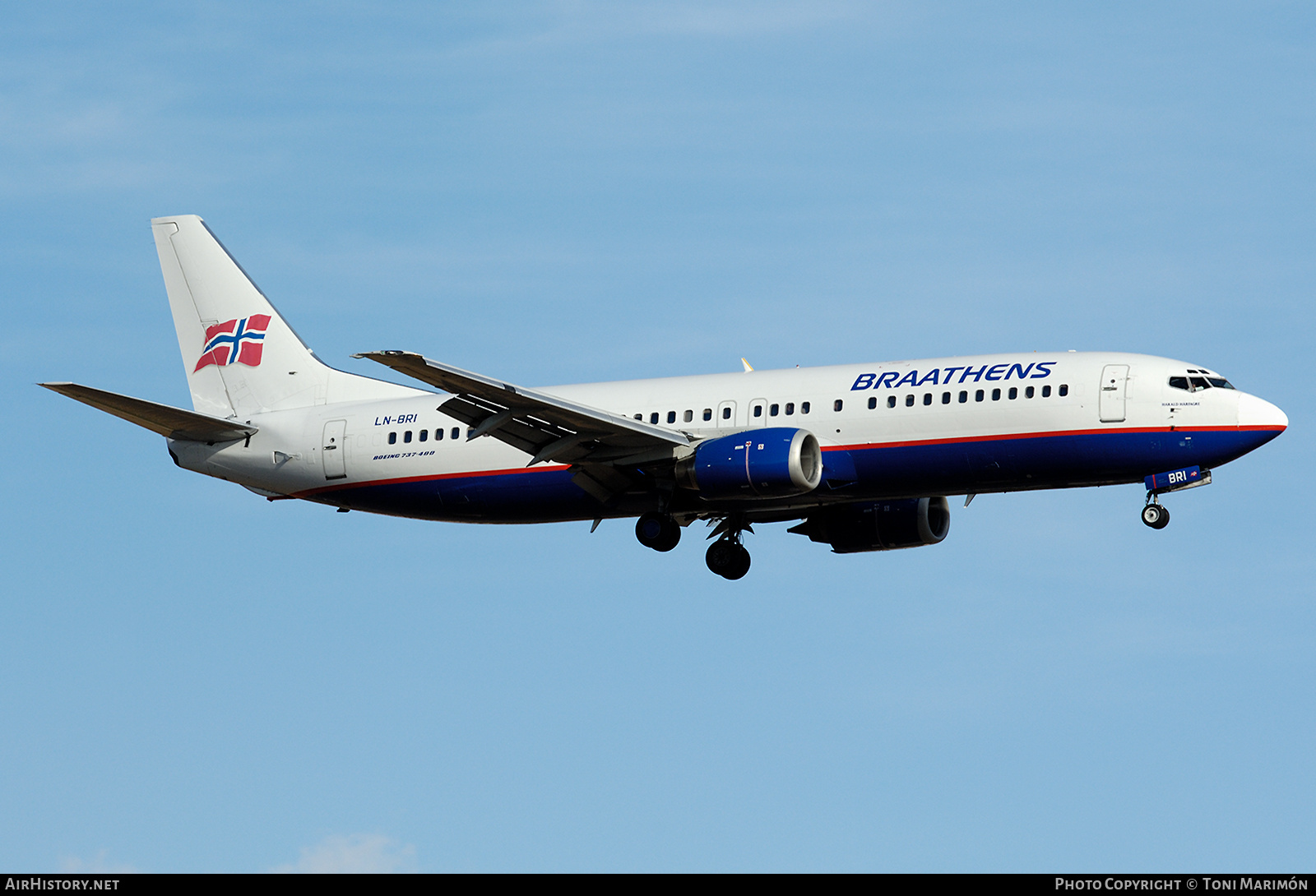 Aircraft Photo of LN-BRI | Boeing 737-405 | Braathens | AirHistory.net #786022