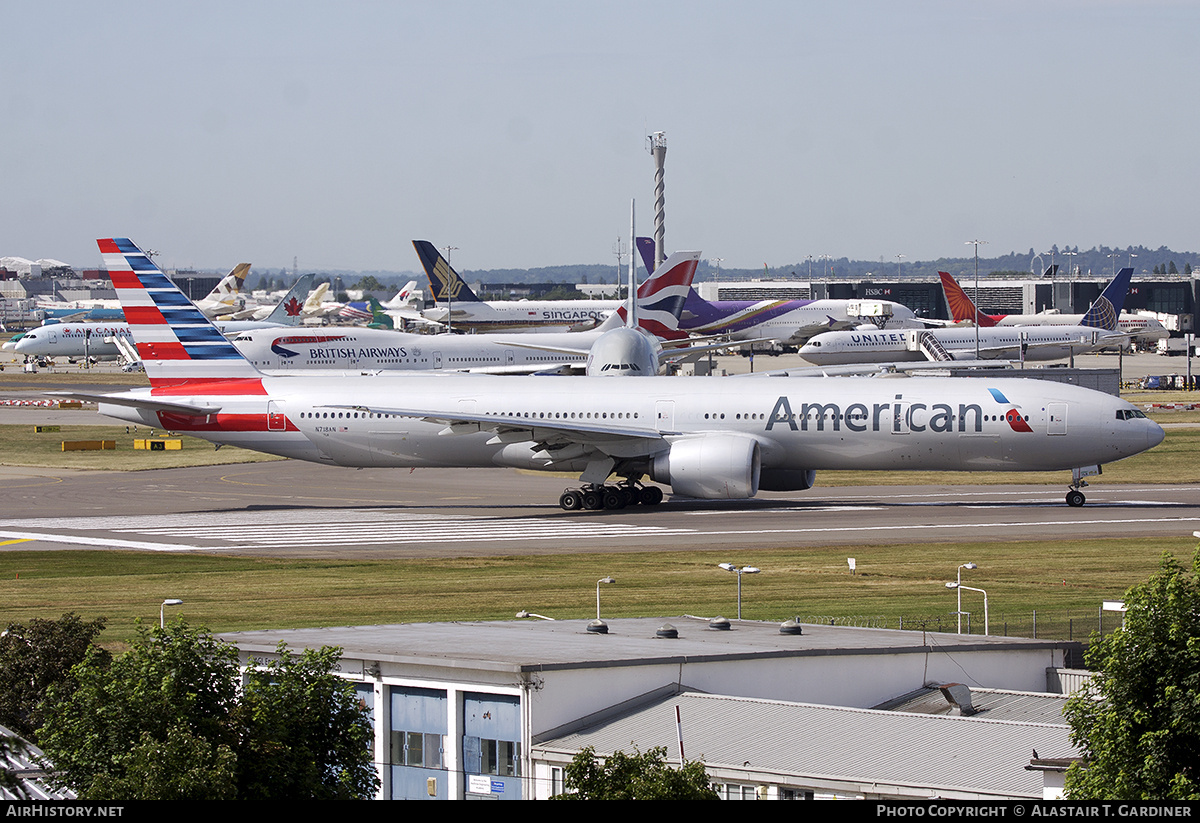 Aircraft Photo of N718AN | Boeing 777-323/ER | American Airlines | AirHistory.net #786058