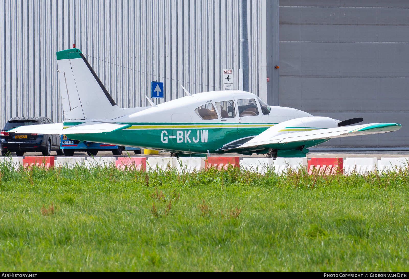 Aircraft Photo of G-BKJW | Piper PA-23-250 Aztec E | AirHistory.net #786084
