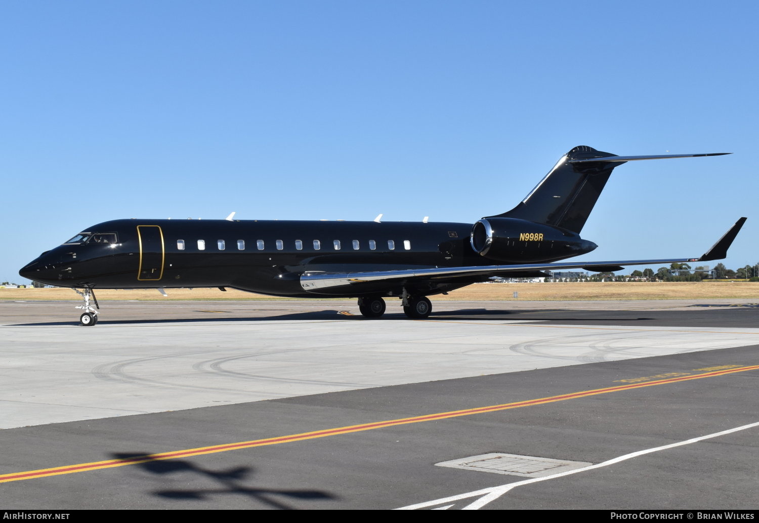 Aircraft Photo of N998R | Bombardier Global Express XRS (BD-700-1A10) | AirHistory.net #786135