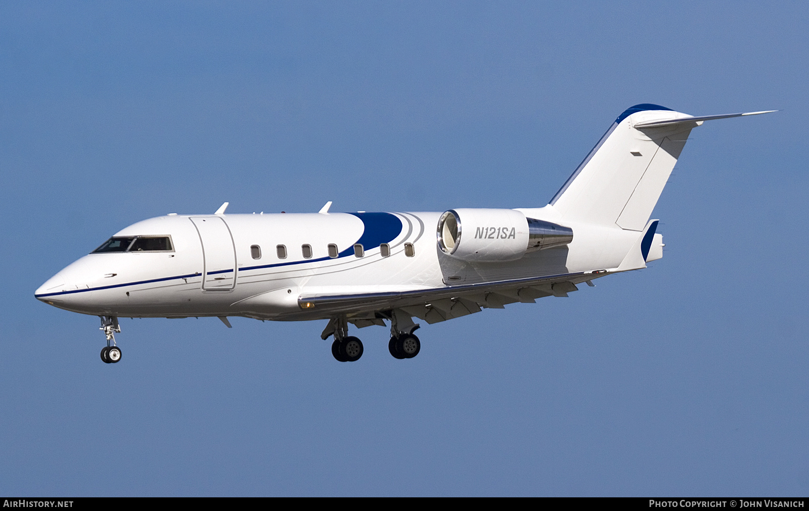 Aircraft Photo of N121SA | Bombardier Challenger 604 (CL-600-2B16) | AirHistory.net #786139