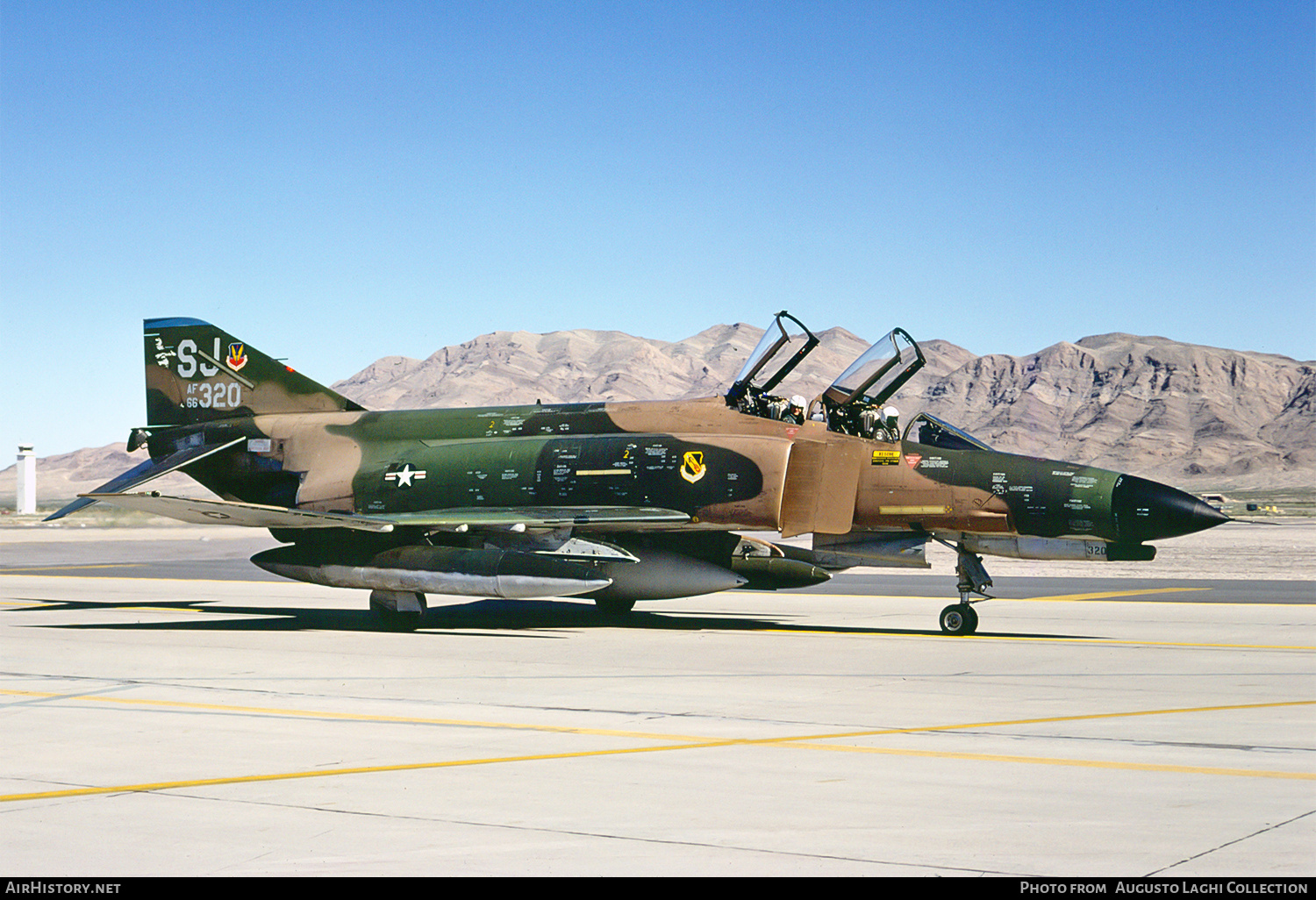 Aircraft Photo of 66-0320 / AF66-320 | McDonnell Douglas F-4E Phantom II | USA - Air Force | AirHistory.net #786188