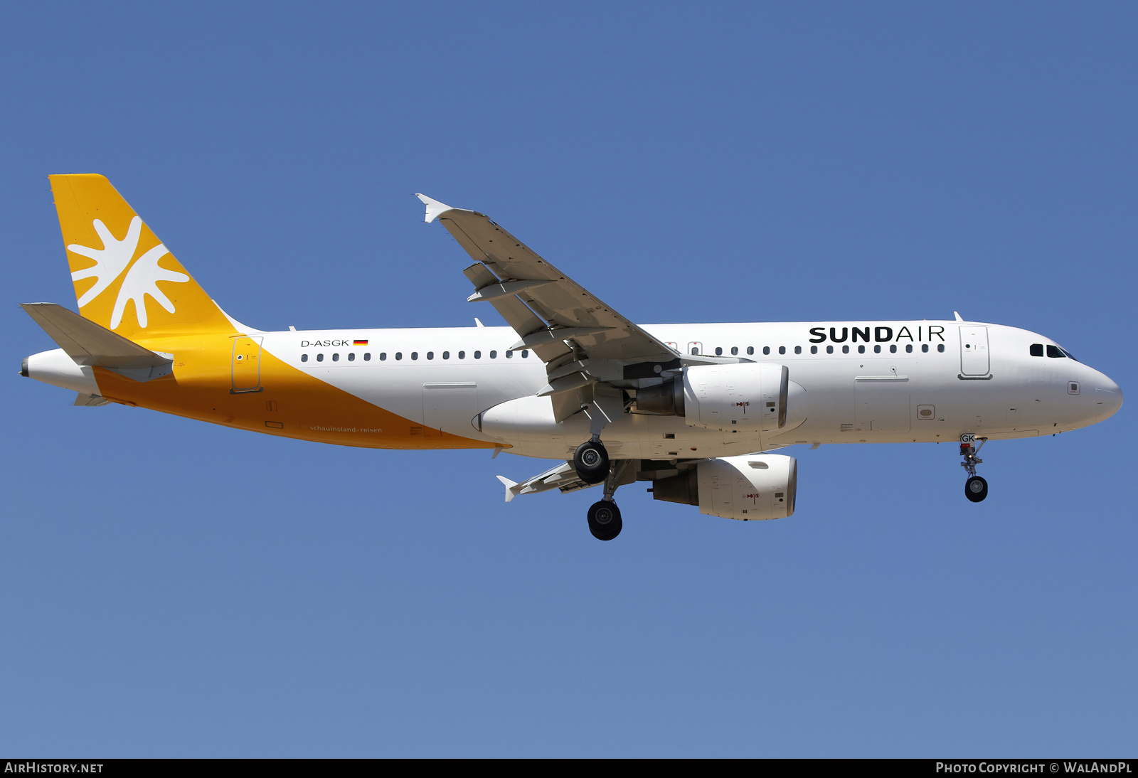 Aircraft Photo of D-ASGK | Airbus A320-214 | Sundair | AirHistory.net #786223