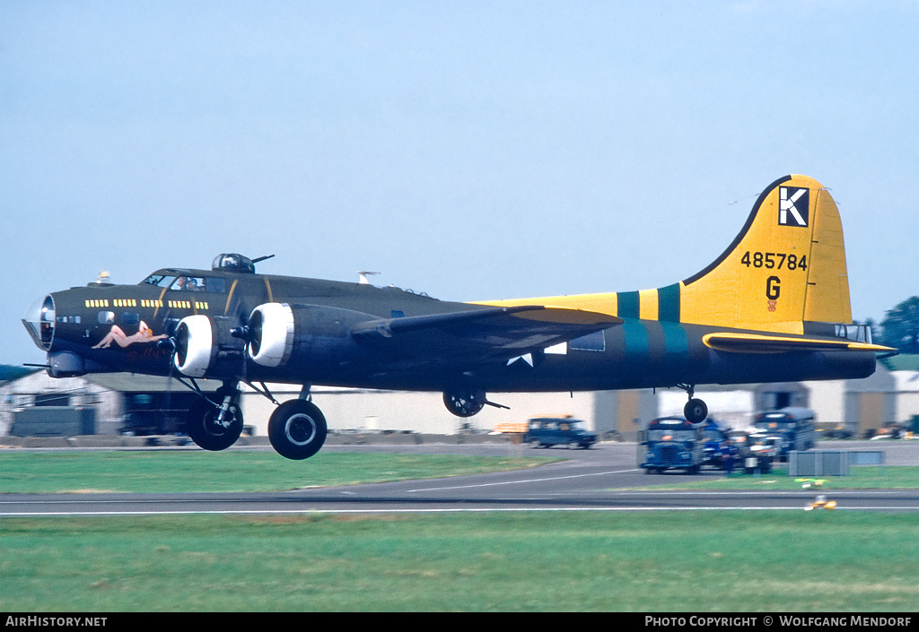 Aircraft Photo of G-BEDF / 485784 | Boeing B-17G Flying Fortress | USA - Air Force | AirHistory.net #786228