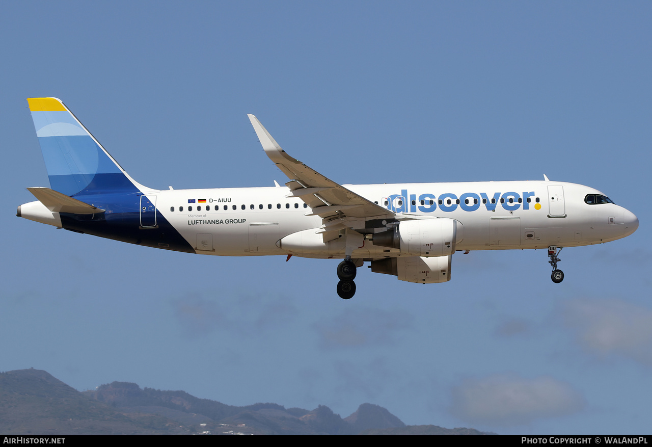 Aircraft Photo of D-AIUU | Airbus A320-214 | Discover Airlines | AirHistory.net #786242
