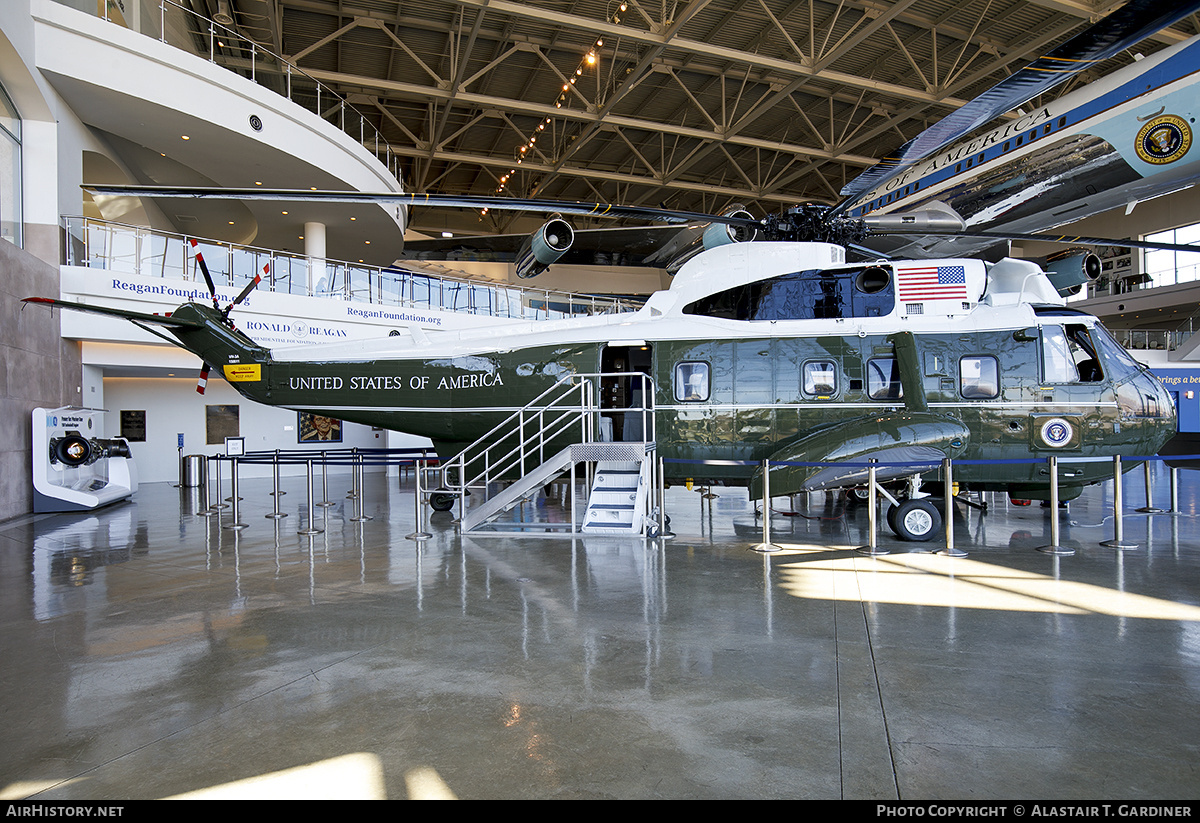 Aircraft Photo of 150611 | Sikorsky VH-3A Sea King (S-61B) | USA - Marines | AirHistory.net #786361