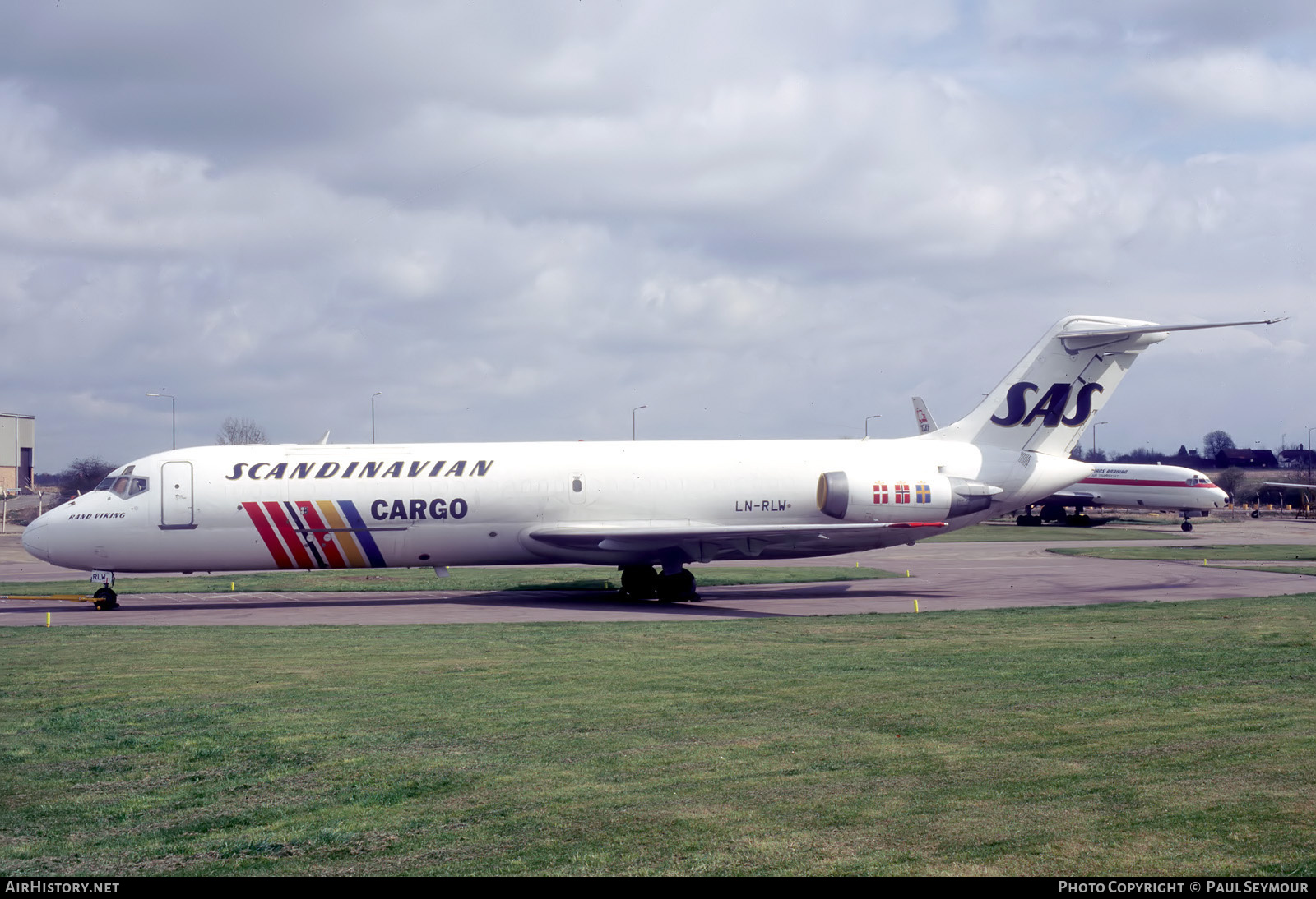 Aircraft Photo of LN-RLW | McDonnell Douglas DC-9-33F | Scandinavian Airlines - SAS Cargo | AirHistory.net #786376