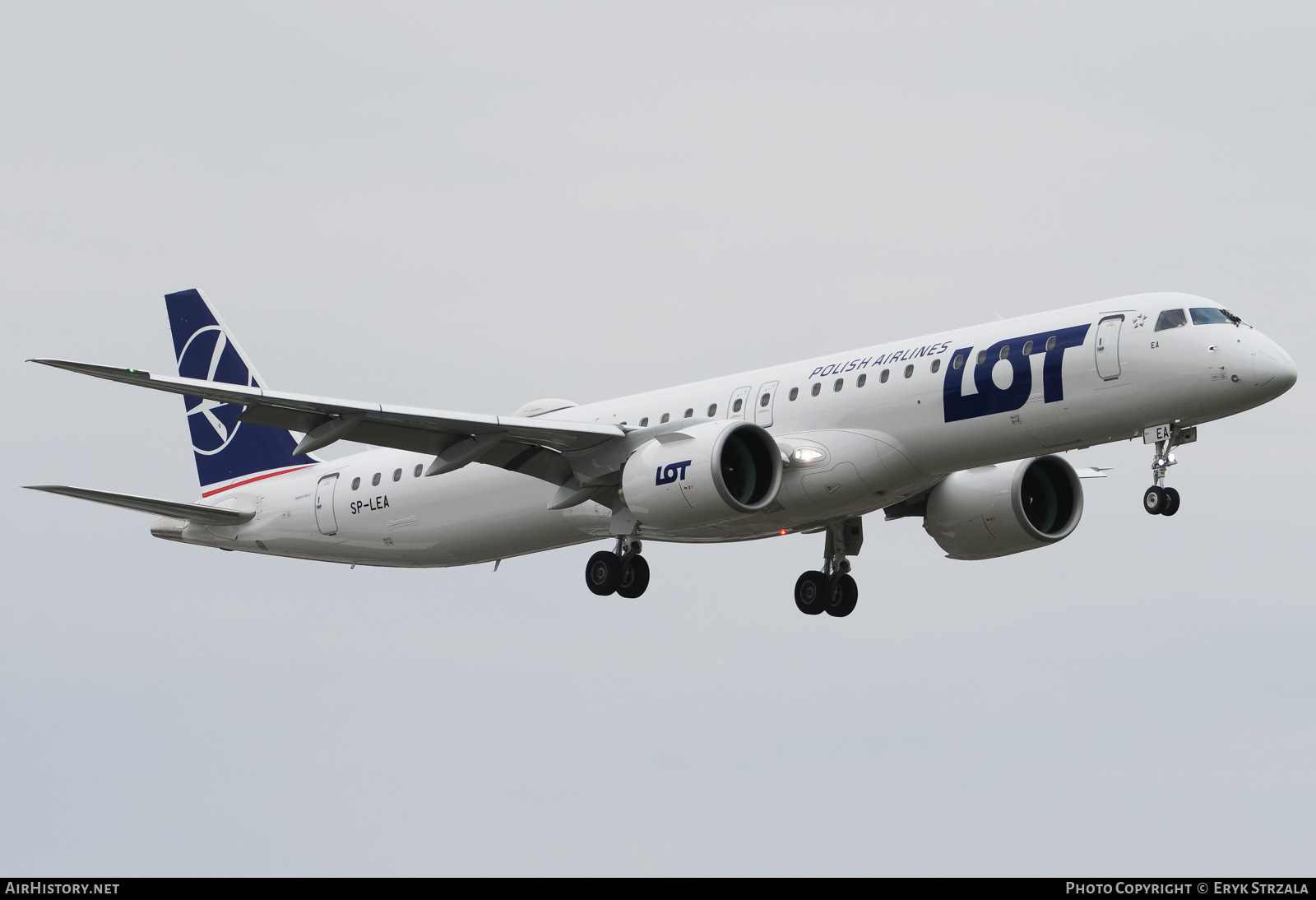 Aircraft Photo of SP-LEA | Embraer 195-E2 (ERJ-190-400 STD) | LOT Polish Airlines - Polskie Linie Lotnicze | AirHistory.net #786407