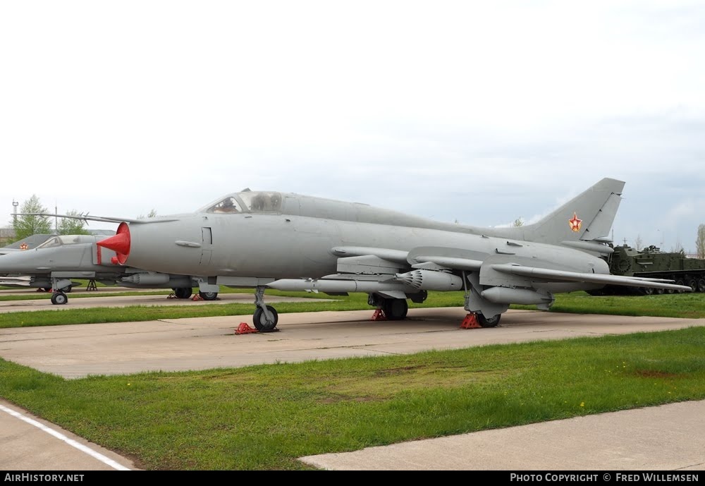 Aircraft Photo of 32715 | Sukhoi Su-17M3 | Kazakhstan - Air Force | AirHistory.net #786549