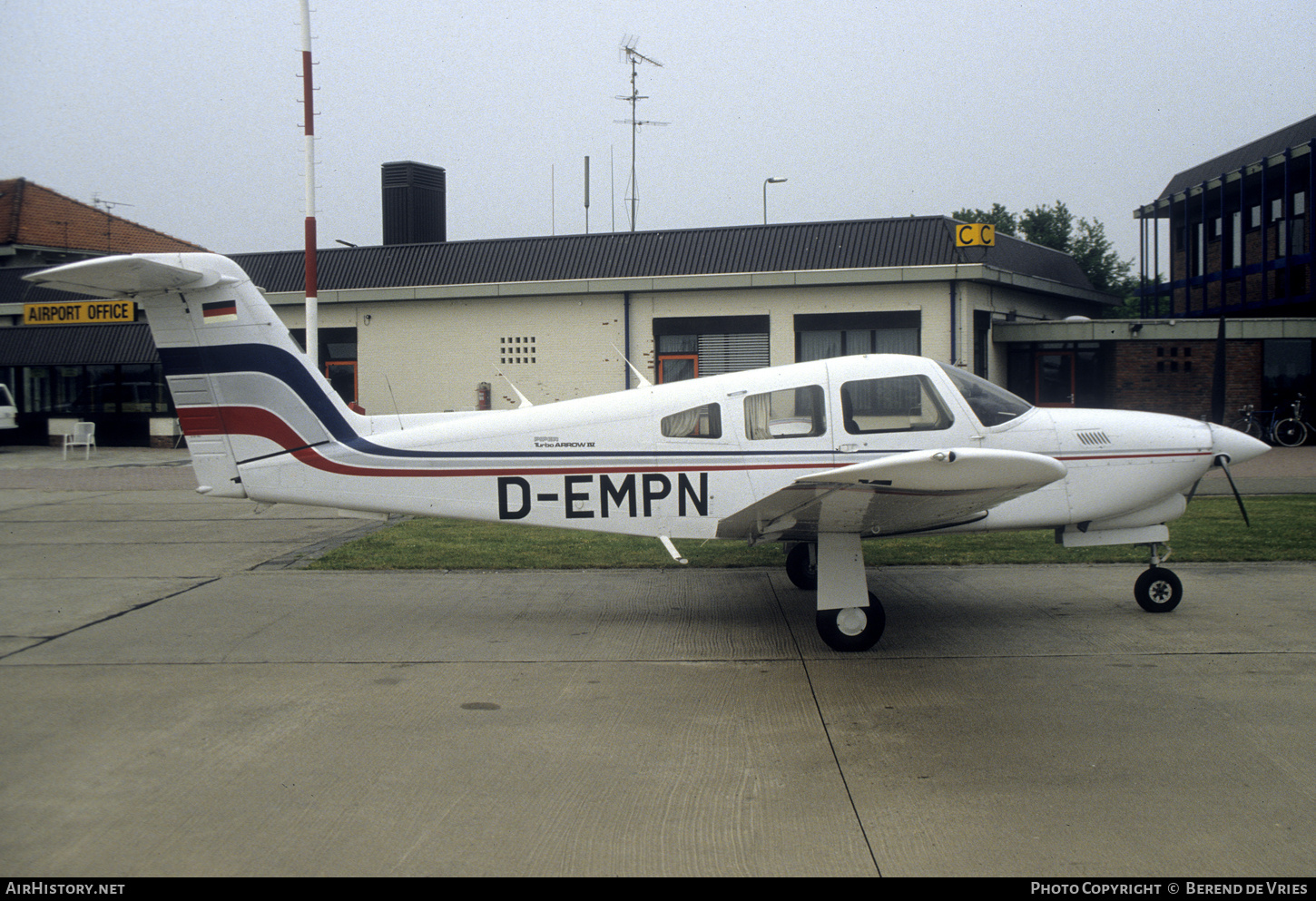 Aircraft Photo of D-EMPN | Piper PA-28RT-201T Turbo Arrow IV | AirHistory.net #786556