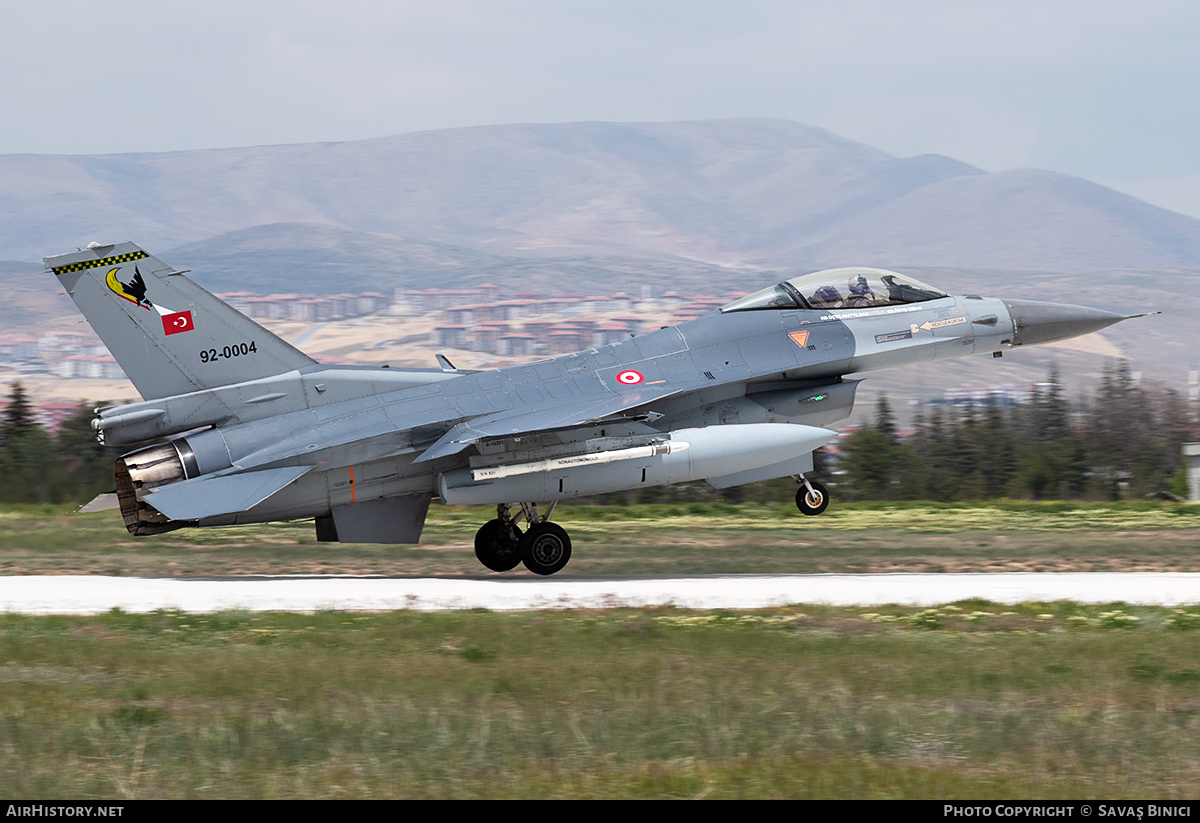 Aircraft Photo of 92-0004 | Lockheed F-16CG Fighting Falcon | Turkey - Air Force | AirHistory.net #786563