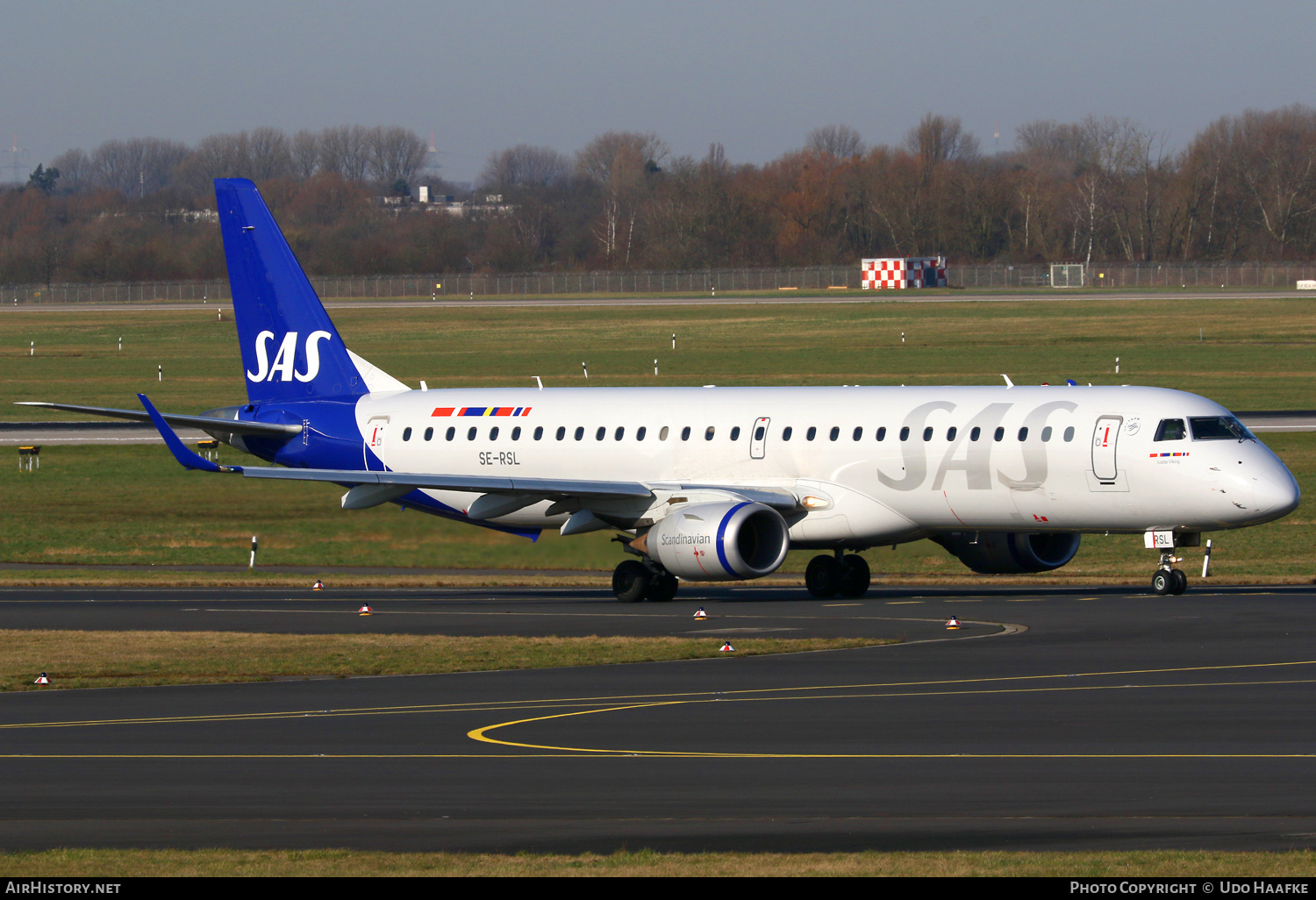 Aircraft Photo of SE-RSL | Embraer 195LR (ERJ-190-200LR) | Scandinavian Airlines - SAS | AirHistory.net #786596