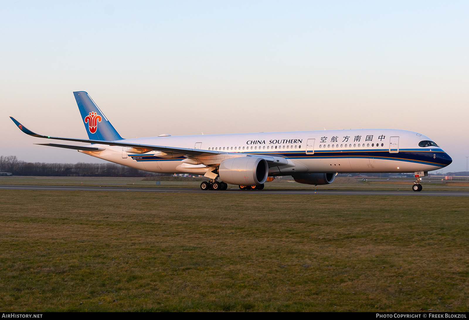 Aircraft Photo of B-30F0 | Airbus A350-941 | China Southern Airlines | AirHistory.net #786618