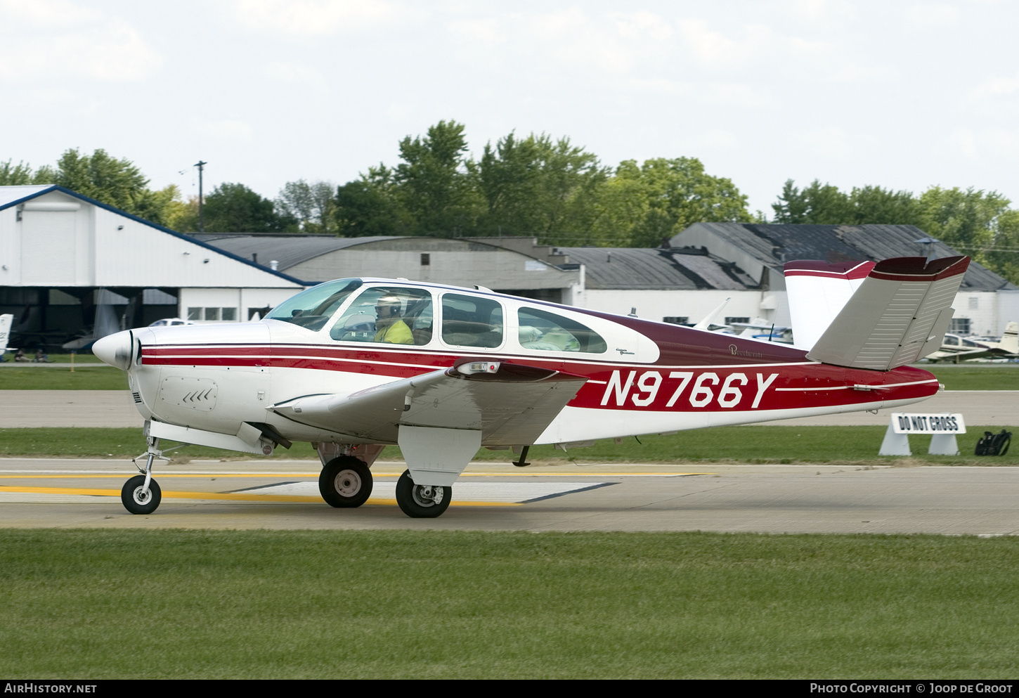 Aircraft Photo of N9766Y | Beech P35 Bonanza | AirHistory.net #786642