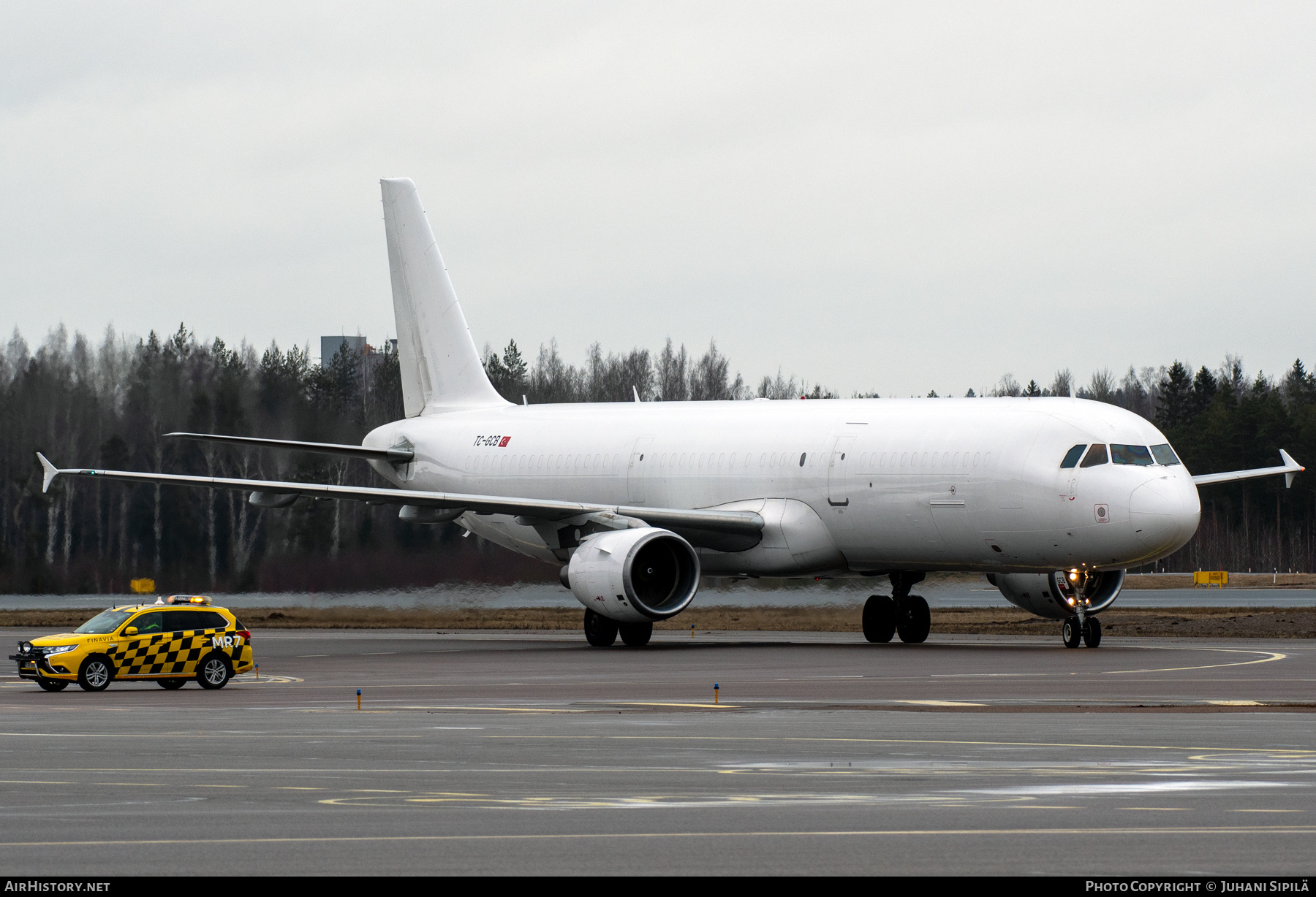 Aircraft Photo of TC-GCB | Airbus A321-211/P2F | AirHistory.net #786652