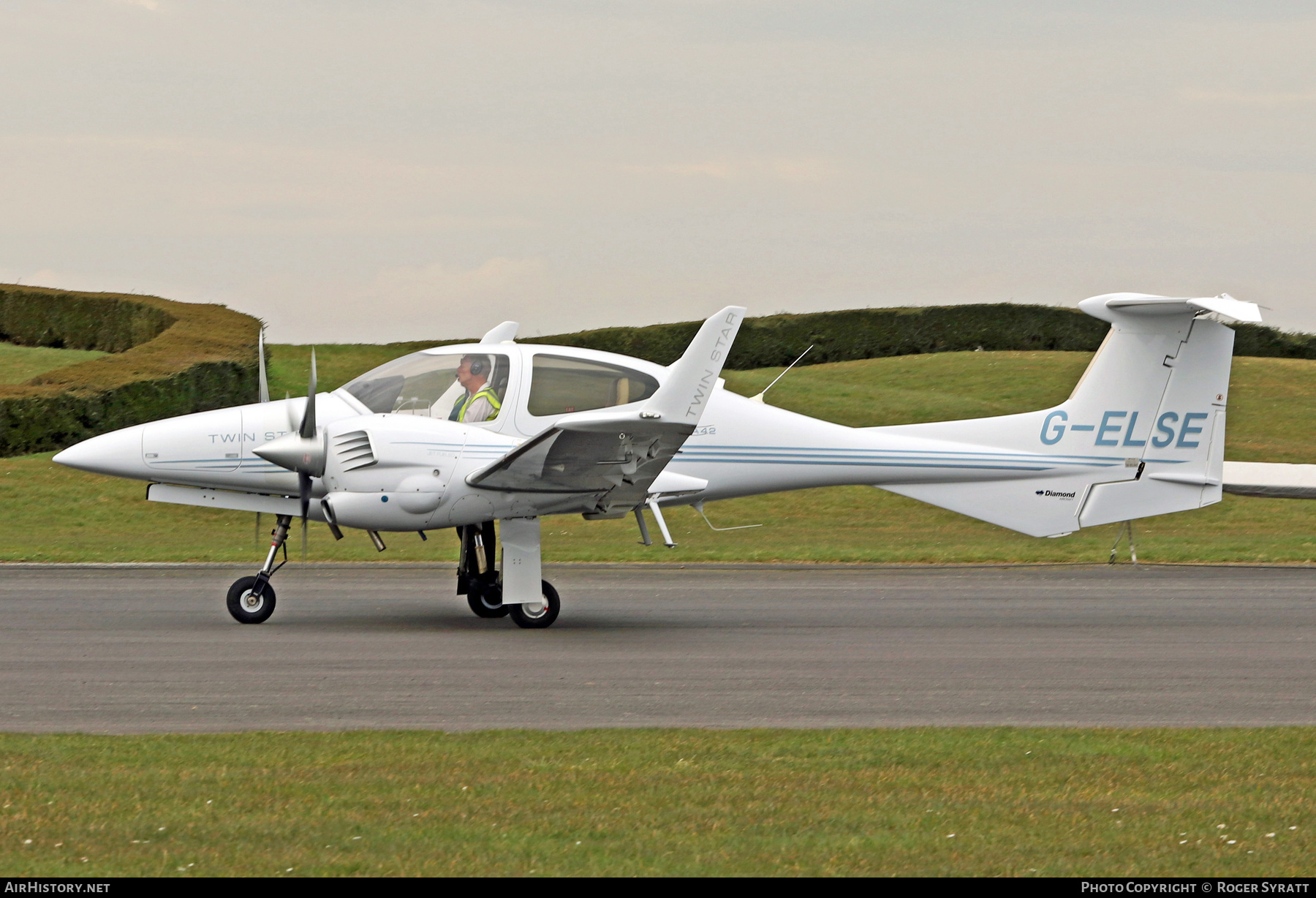 Aircraft Photo of G-ELSE | Diamond DA42 Twin Star | AirHistory.net #786687