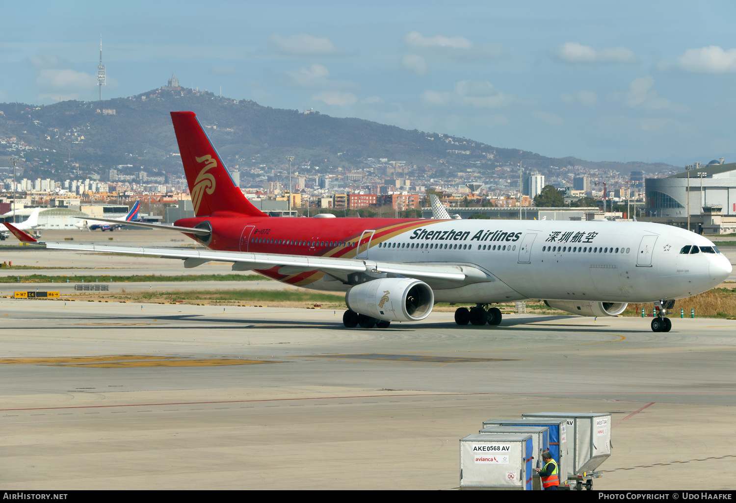 Aircraft Photo of B-1072 | Airbus A330-343 | Shenzhen Airlines | AirHistory.net #786775
