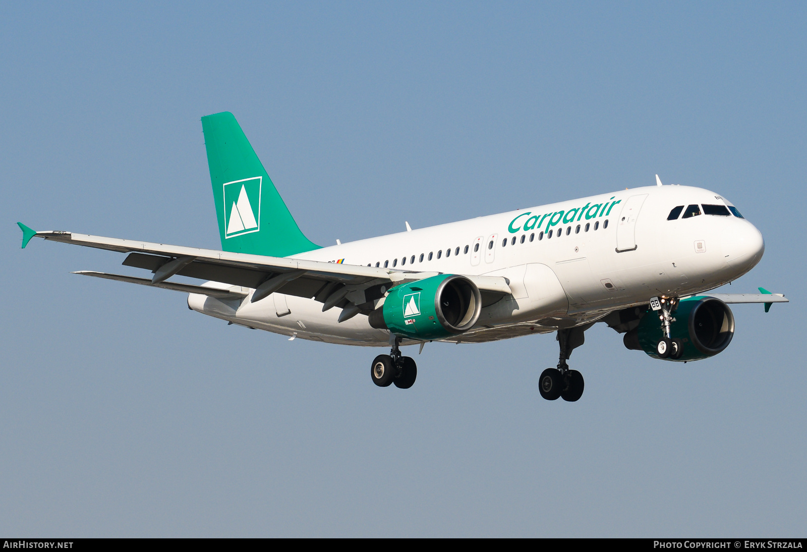 Aircraft Photo of YR-ABB | Airbus A319-112 | Carpatair | AirHistory.net #786803