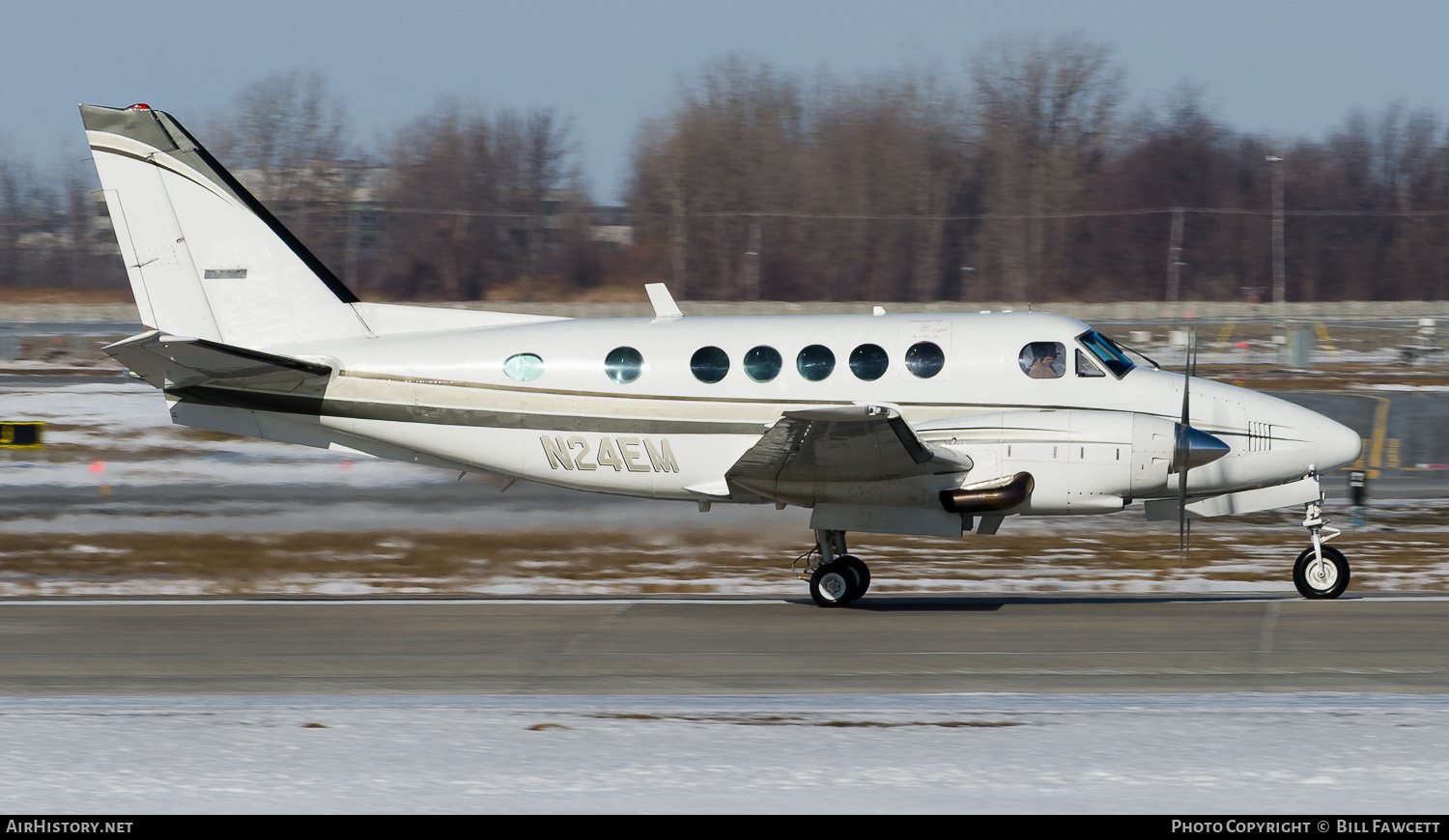 Aircraft Photo of N24EM | Beech B100 King Air | AirHistory.net #786818