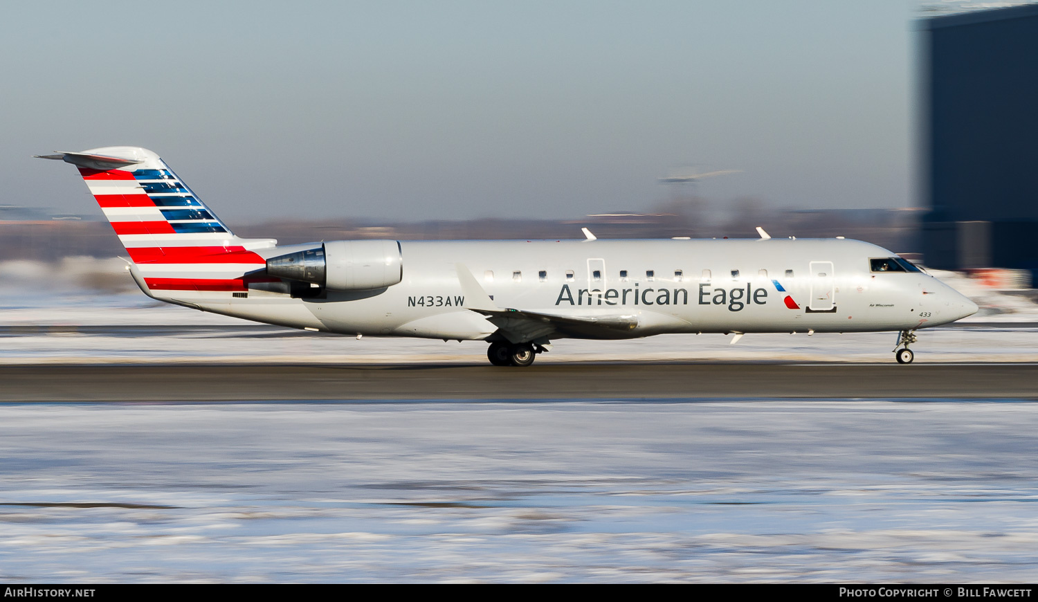 Aircraft Photo of N433AW | Bombardier CRJ-200ER (CL-600-2B19) | American Eagle | AirHistory.net #786857