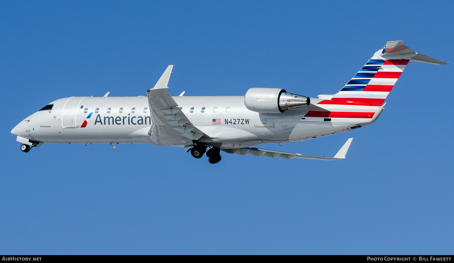 Aircraft Photo of N427ZW | Bombardier CRJ-200LR (CL-600-2B19) | American Eagle | AirHistory.net #786922
