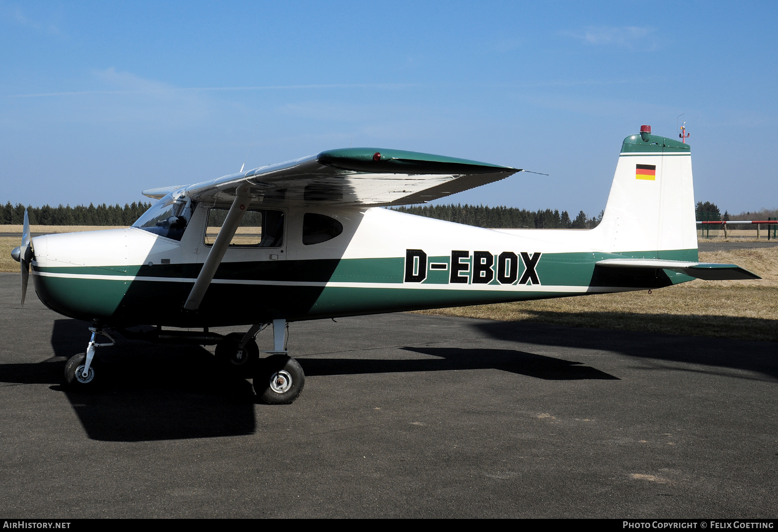 Aircraft Photo of D-EBOX | Cessna 150 | AirHistory.net #787015