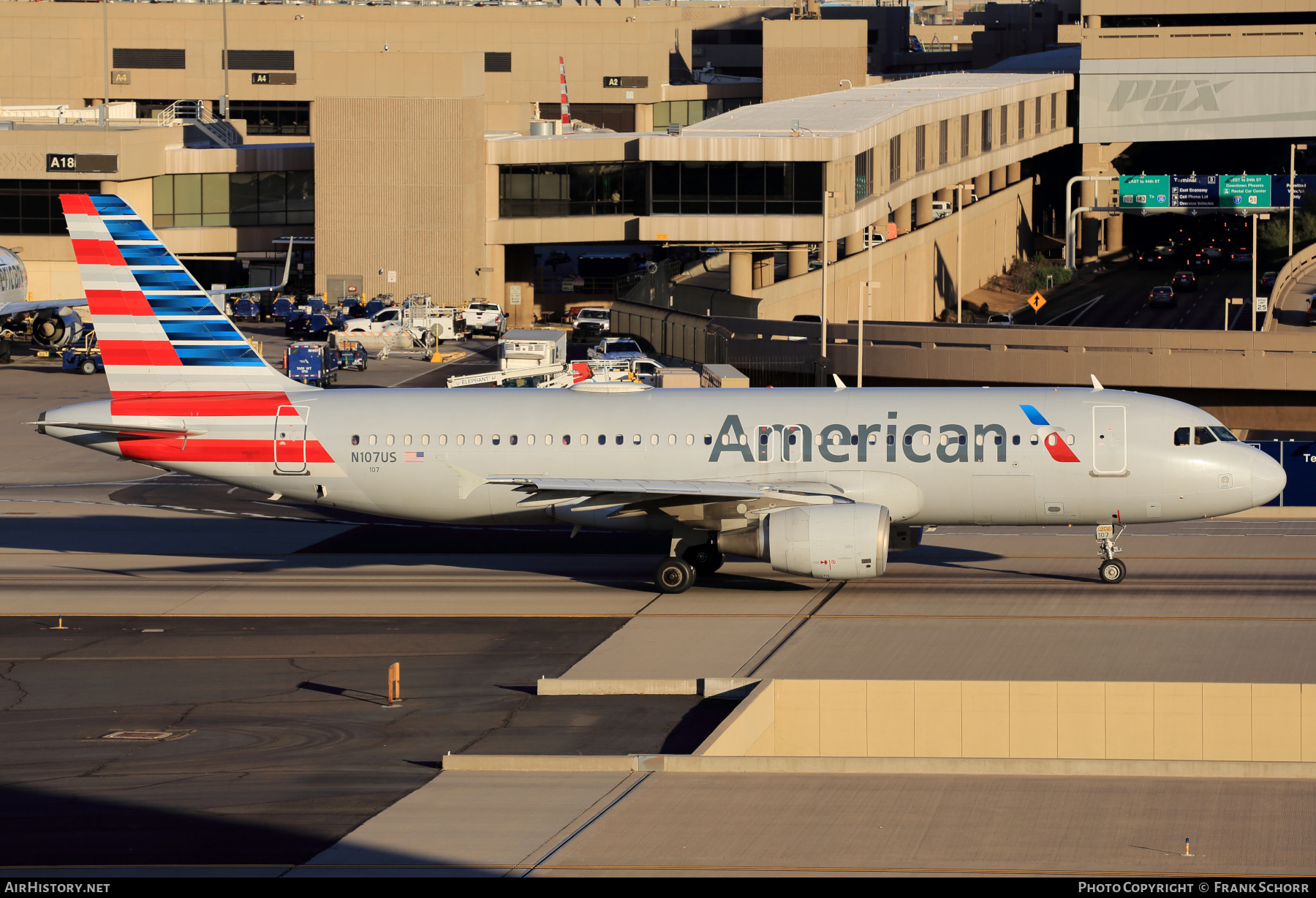 Aircraft Photo of N107US | Airbus A320-214 | American Airlines | AirHistory.net #787020