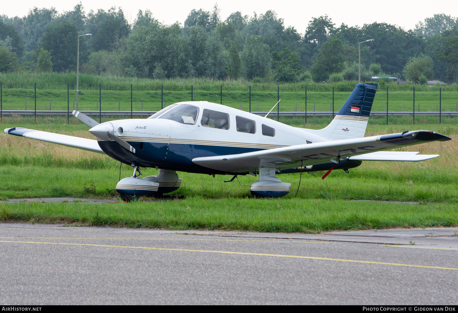 Aircraft Photo of D-ELZC | Piper PA-28-181 Archer III | AirHistory.net #787211