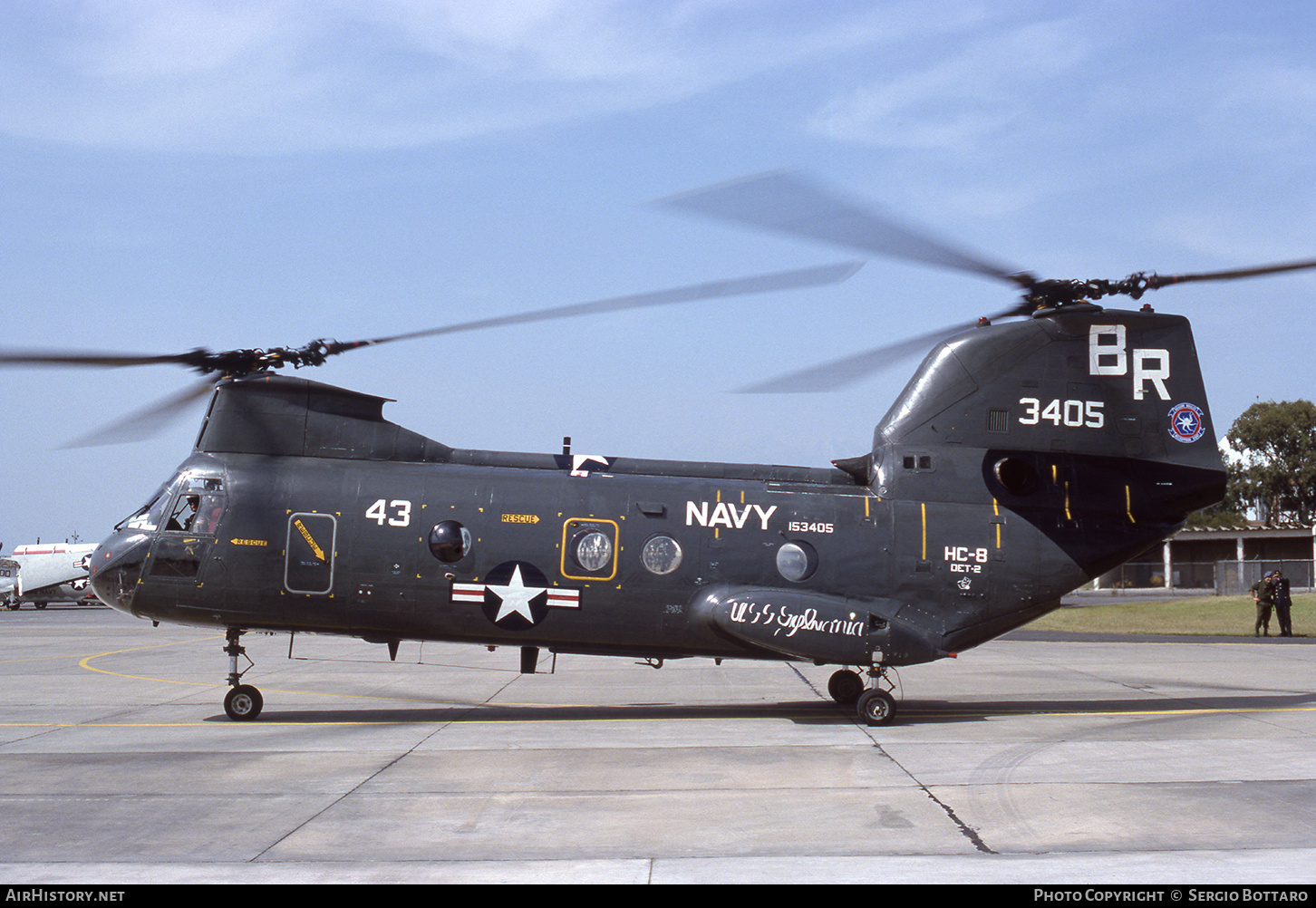 Aircraft Photo of 153405 | Boeing Vertol UH-46D Sea Knight | USA - Navy | AirHistory.net #787230