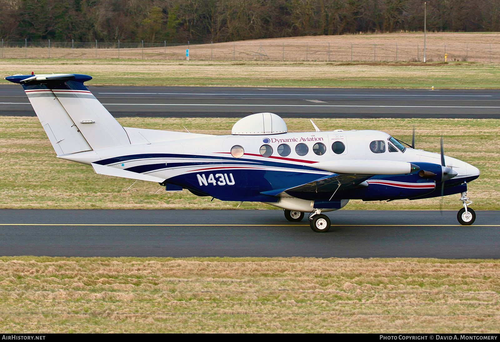 Aircraft Photo of N43U | Beech B200T Super King Air | Dynamic Aviation | AirHistory.net #787241
