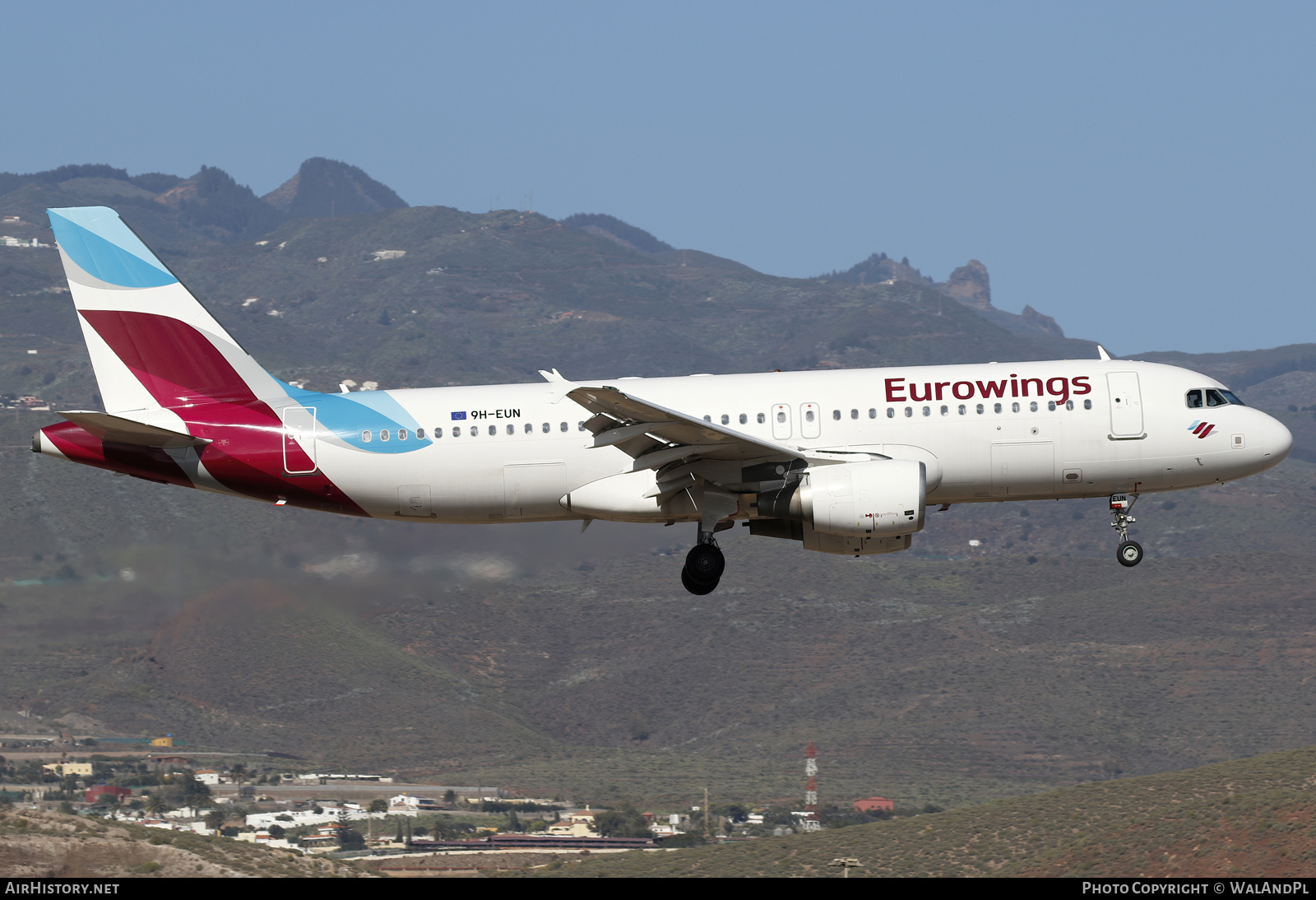 Aircraft Photo of 9H-EUN | Airbus A320-214 | Eurowings | AirHistory.net #787390