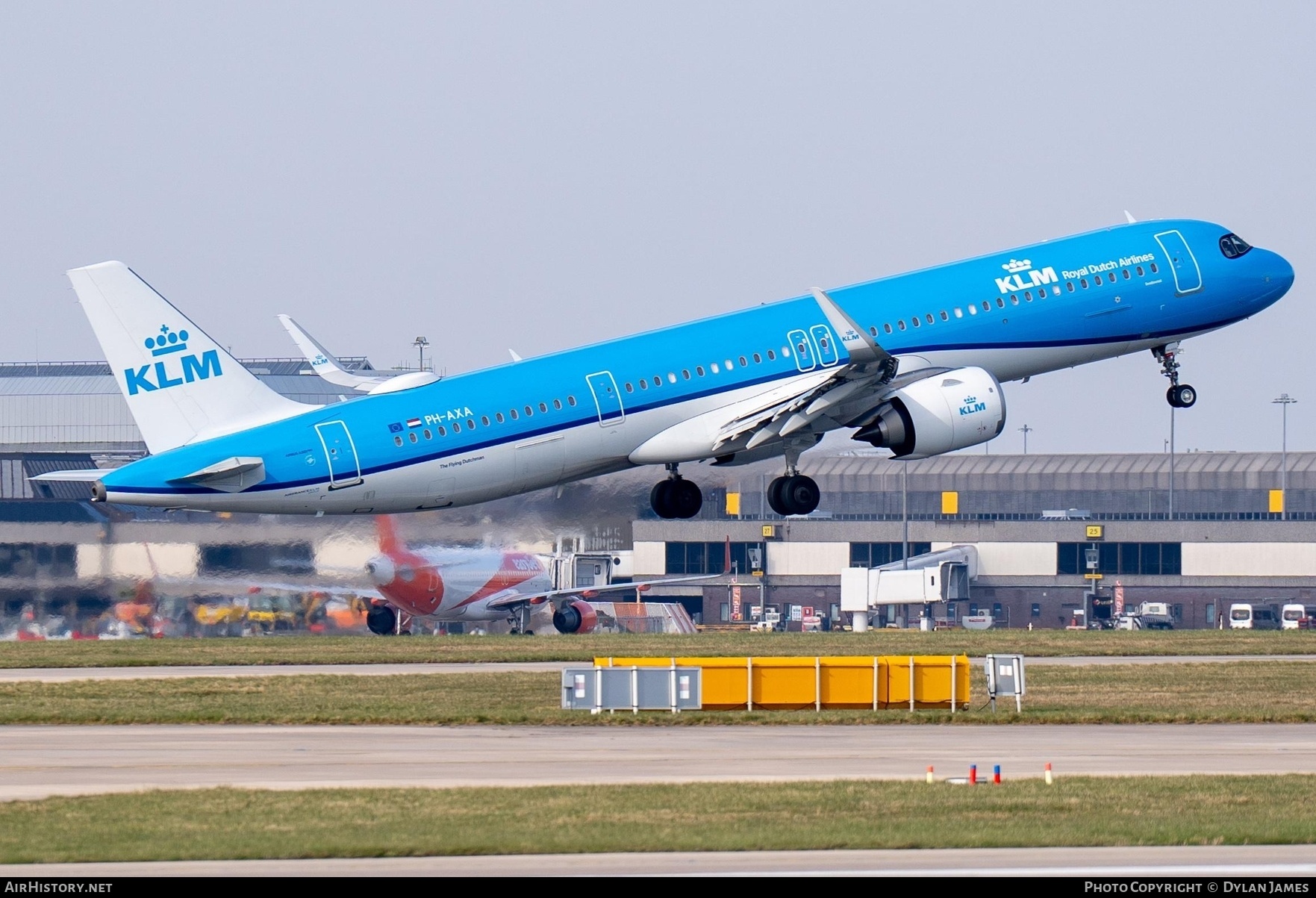 Aircraft Photo of PH-AXA | Airbus A321-252NX | KLM - Royal Dutch Airlines | AirHistory.net #787424