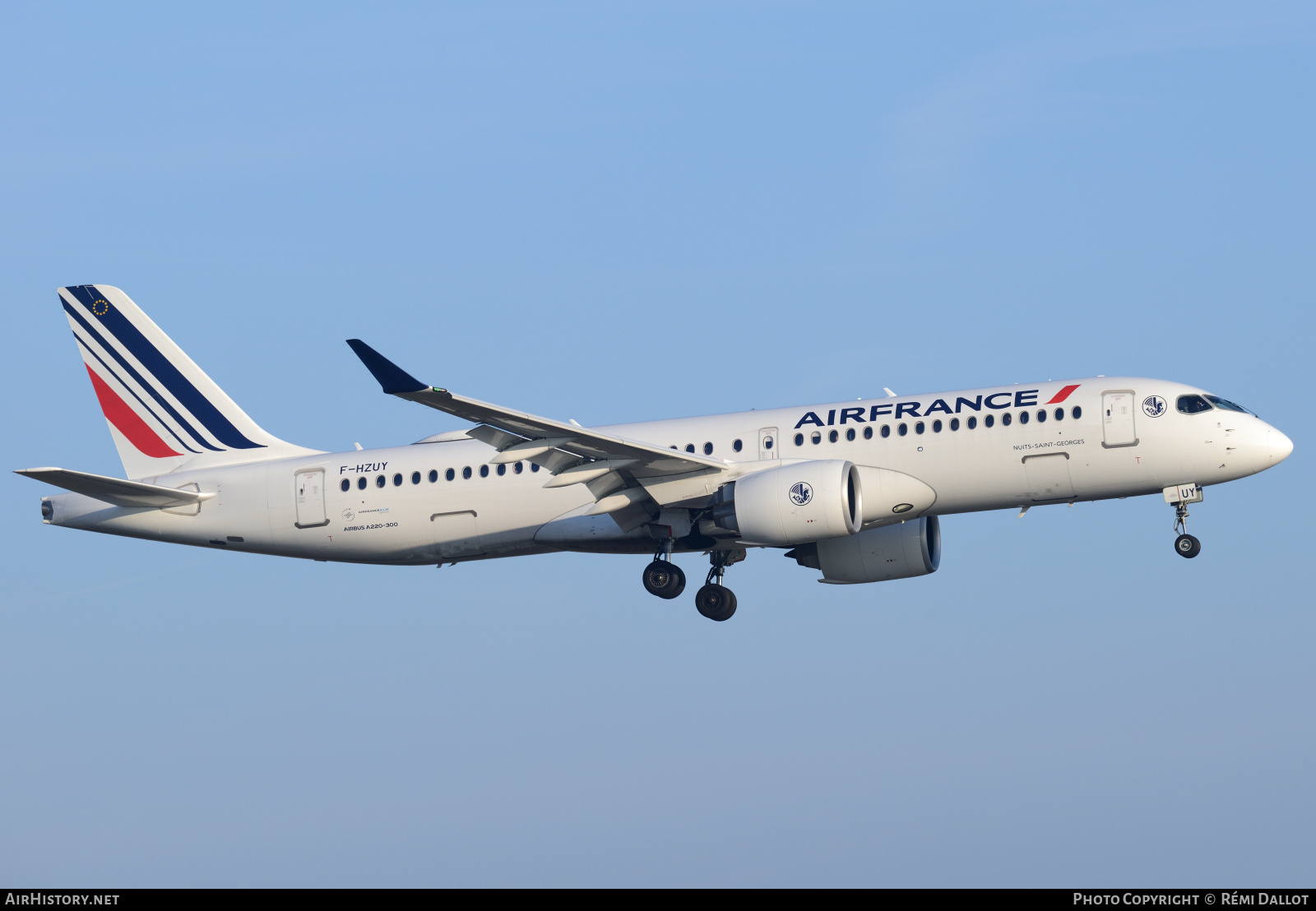 Aircraft Photo of F-HZUY | Airbus A220-371 (BD-500-1A11) | Air France | AirHistory.net #787481