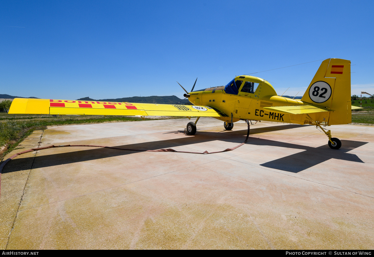 Aircraft Photo of EC-MHK | Air Tractor AT-802F (AT-802A) | AirHistory.net #787485