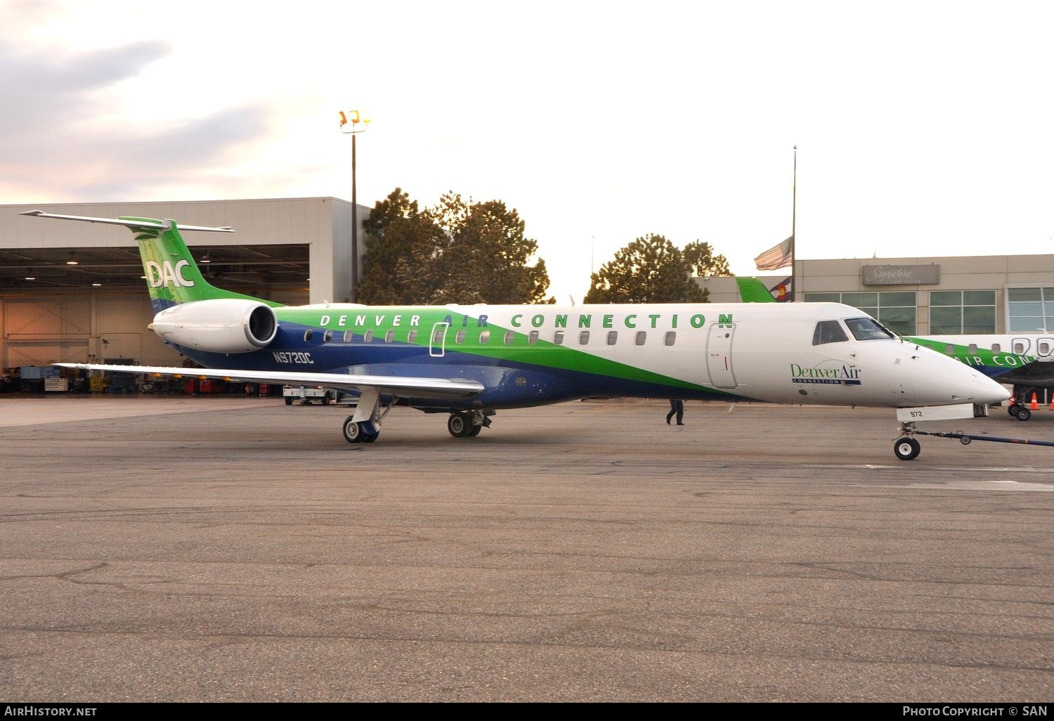 Aircraft Photo of N972DC | Embraer ERJ-145LR (EMB-145LR) | DAC - Denver Air Connection | AirHistory.net #787530