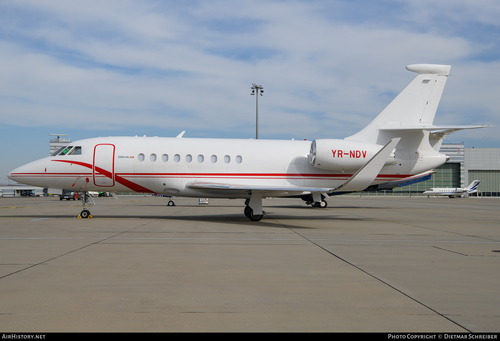 Aircraft Photo of YR-NDV | Dassault Falcon 2000LXS | Dokia Air | AirHistory.net #787681