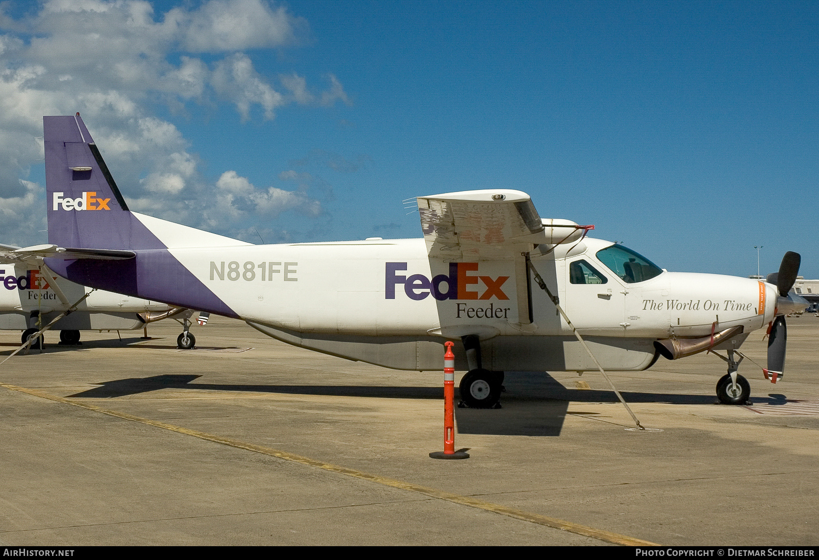 Aircraft Photo of N881FE | Cessna 208B Super Cargomaster | FedEx Feeder | AirHistory.net #787716