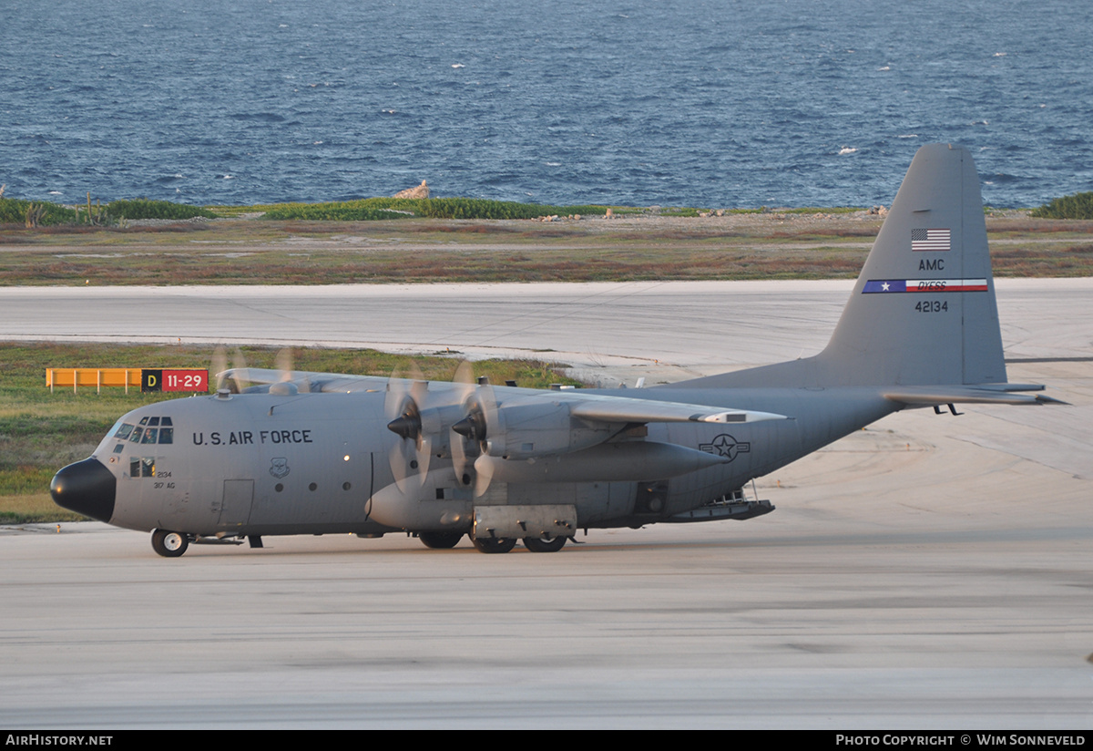Aircraft Photo of 74-2134 / 42134 | Lockheed C-130H Hercules | USA - Air Force | AirHistory.net #787720