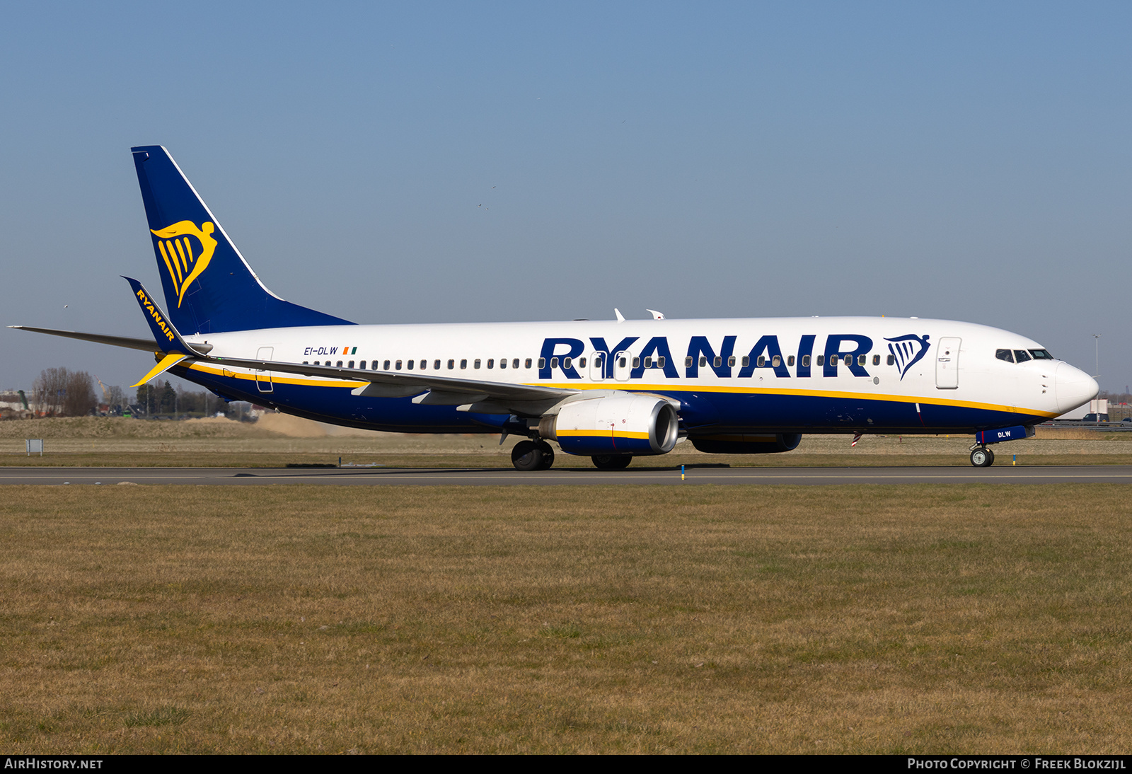Aircraft Photo of EI-DLW | Boeing 737-8AS | Ryanair | AirHistory.net #787747